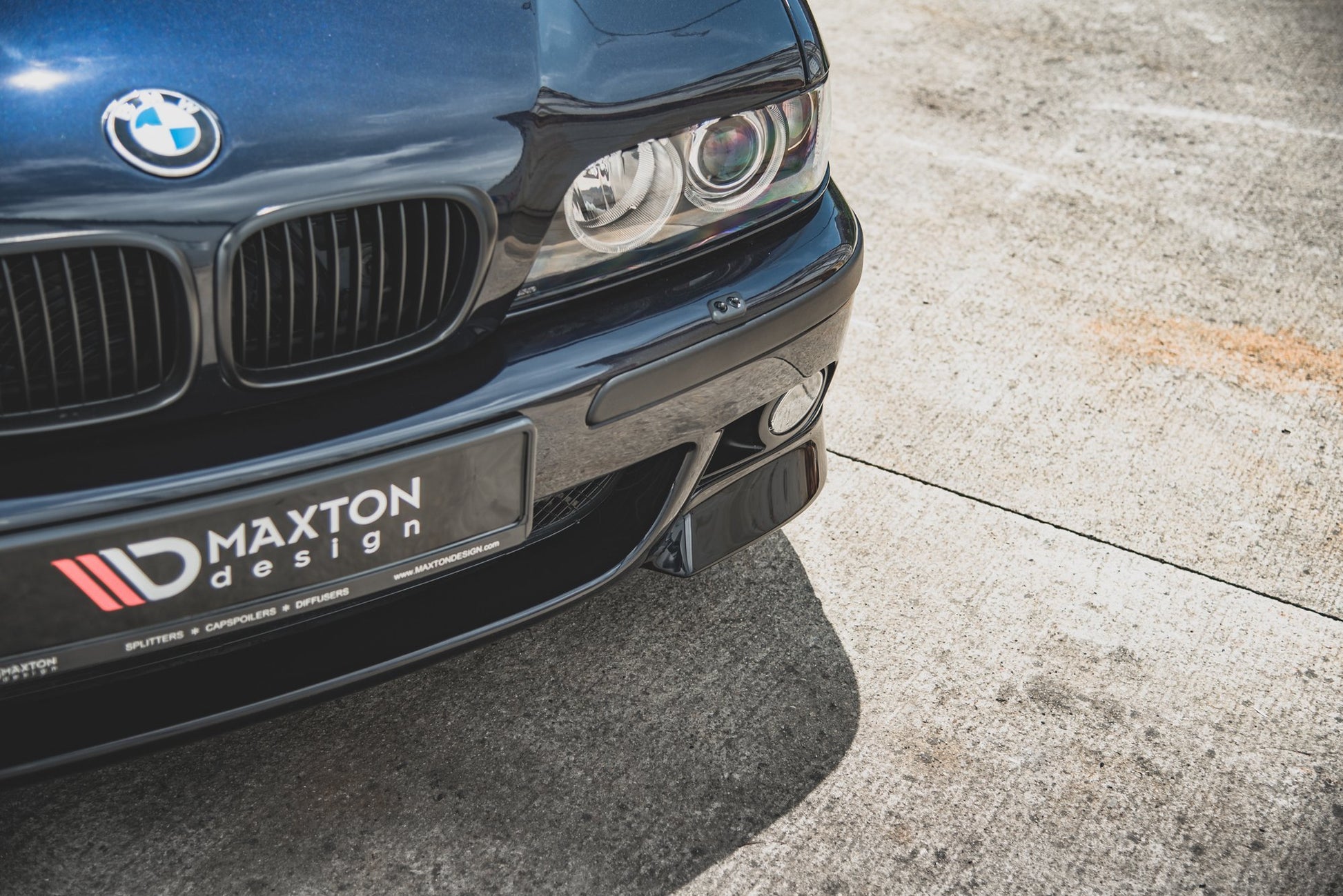 Front Ansatz für Seite BMW M5 E39 schwarz Hochglanz