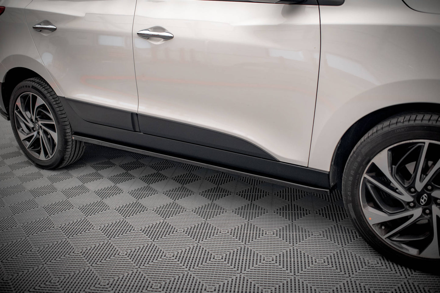 Seitenschweller Ansatz für Hyundai ix35 Mk1 Carbon Look