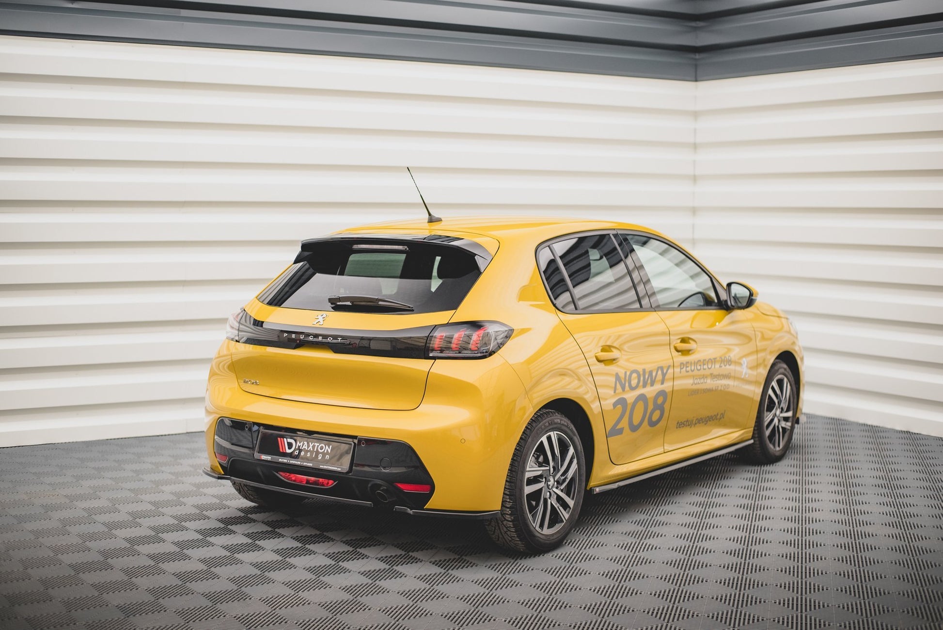 Heck Ansatz Flaps Diffusor für Peugeot 208 Mk2 schwarz matt