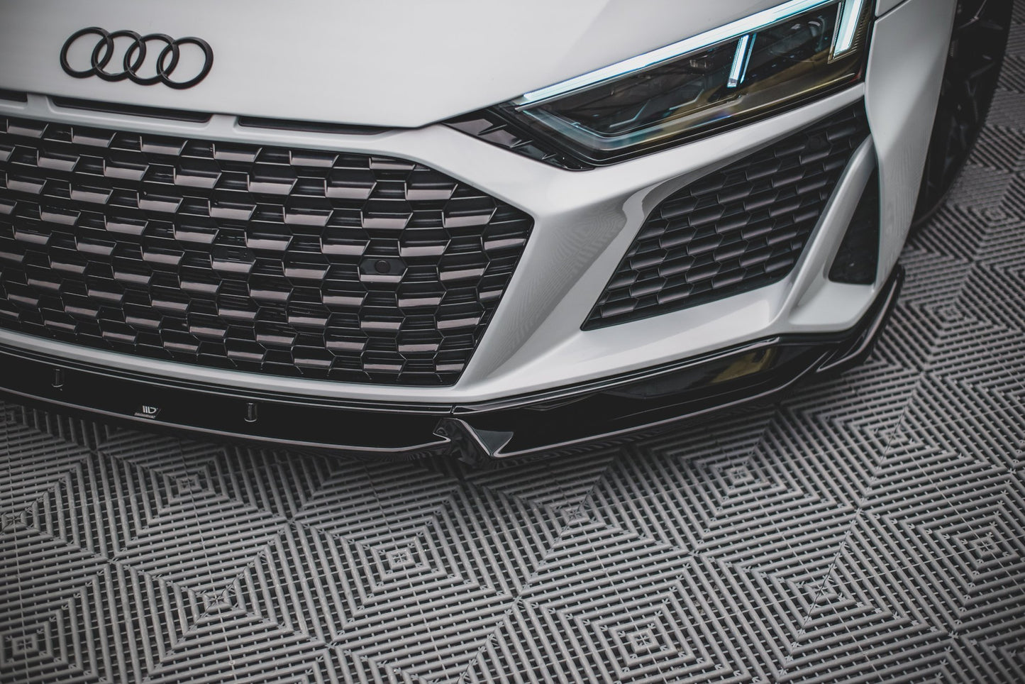 Front Ansatz V.1 für Audi R8 Mk2 Facelift Carbon Look
