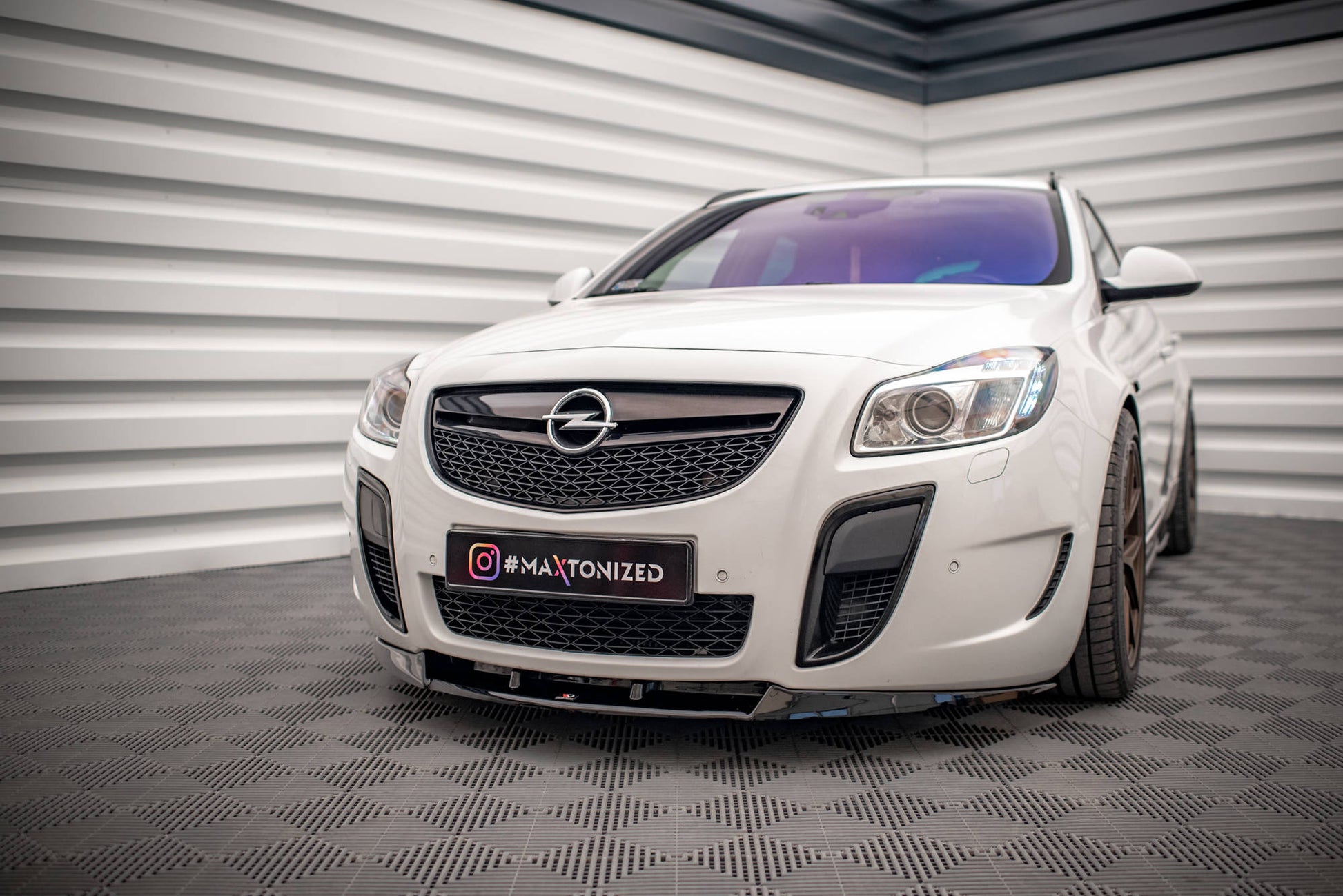 Front Ansatz V.1 für Opel Insignia OPC Mk1 schwarz matt