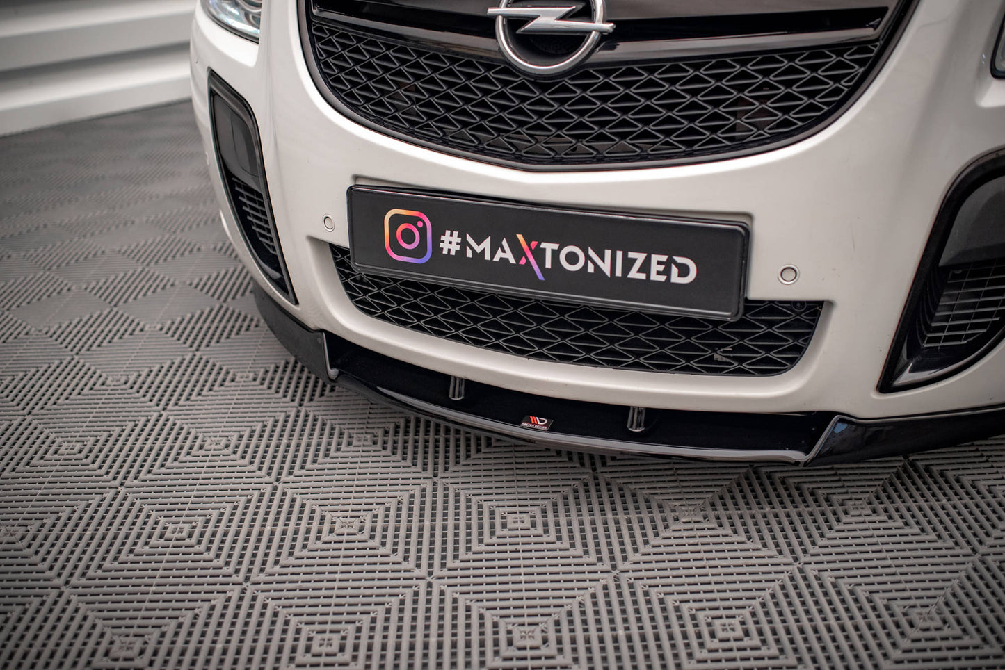 Front Ansatz V.1 für Opel Insignia OPC Mk1 schwarz matt