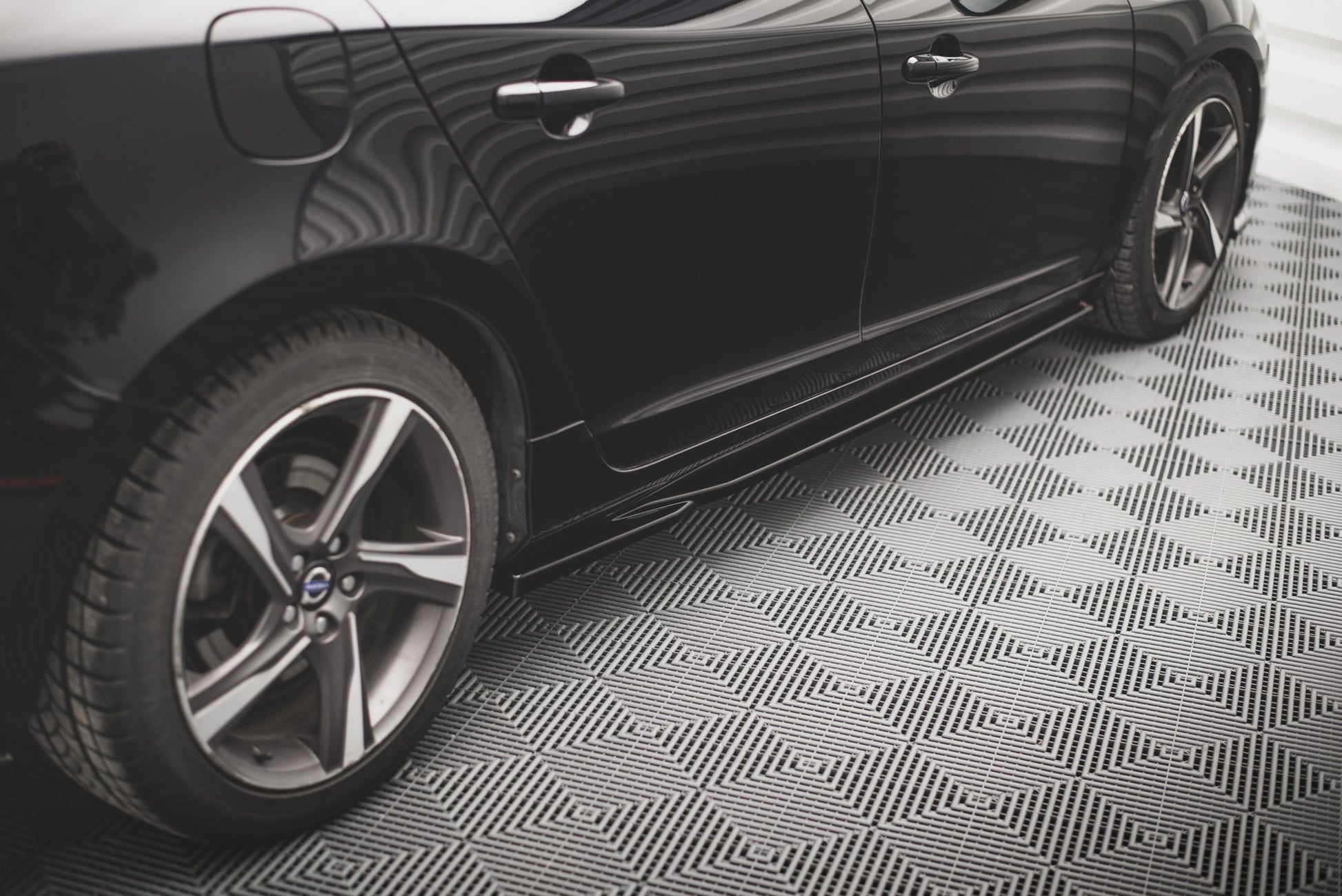 Seitenschweller Ansatz für Volvo S60 R-Design Mk2 schwarz matt