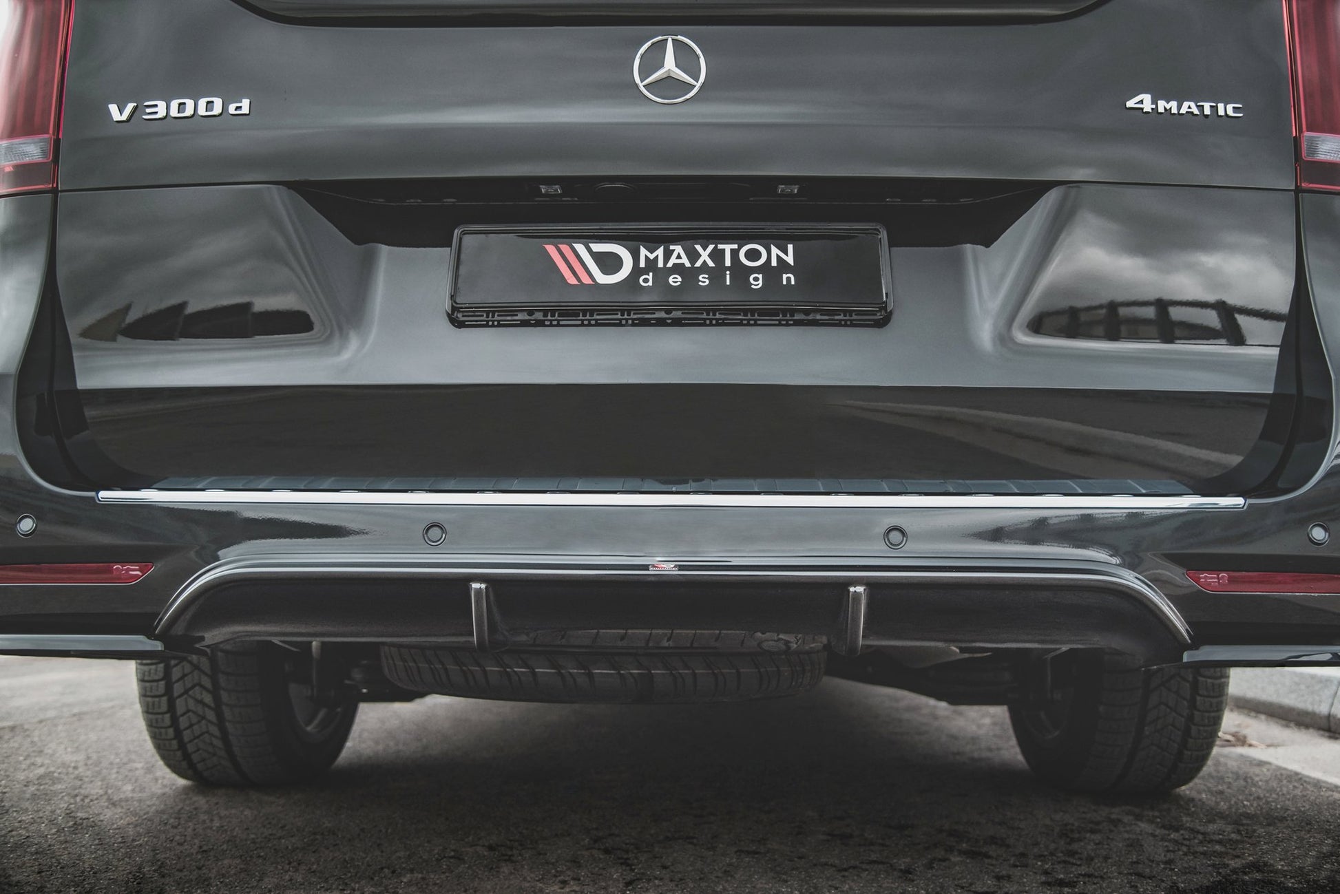 Diffusor Heck Ansatz für Mercedes-Benz V-Klasse AMG-Line W447 Facelift schwarz Hochglanz