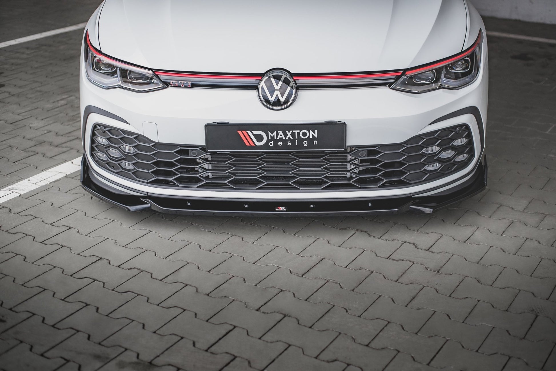 Front Ansatz +Flaps für V.2 Volkswagen Golf 8 GTI