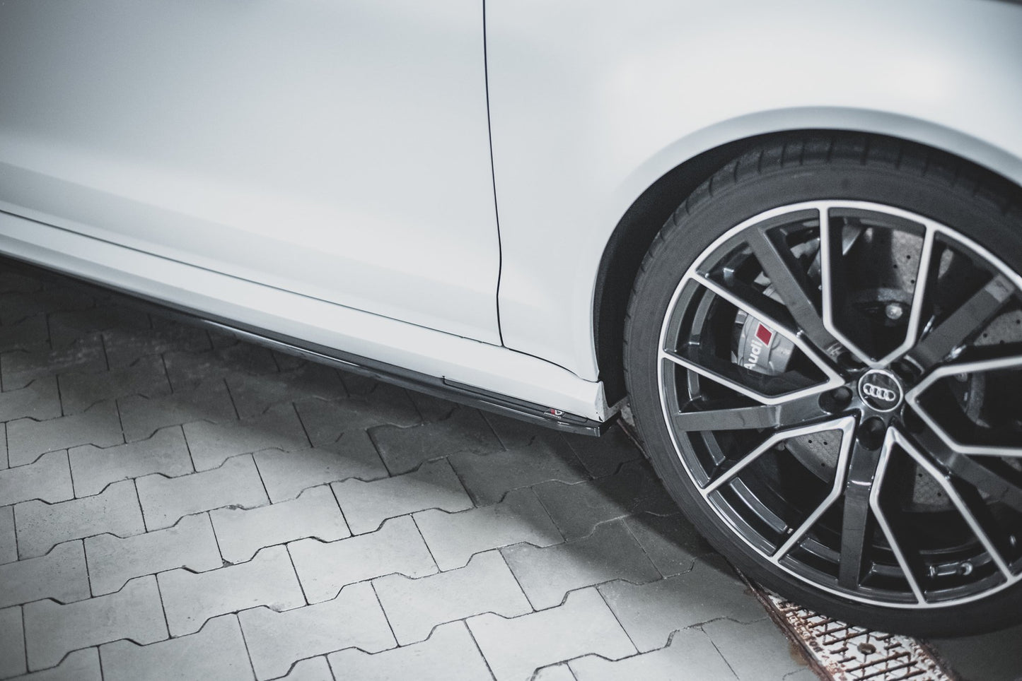 Seitenschweller Ansatz für V.2 für Audi RS6 C7 schwarz matt