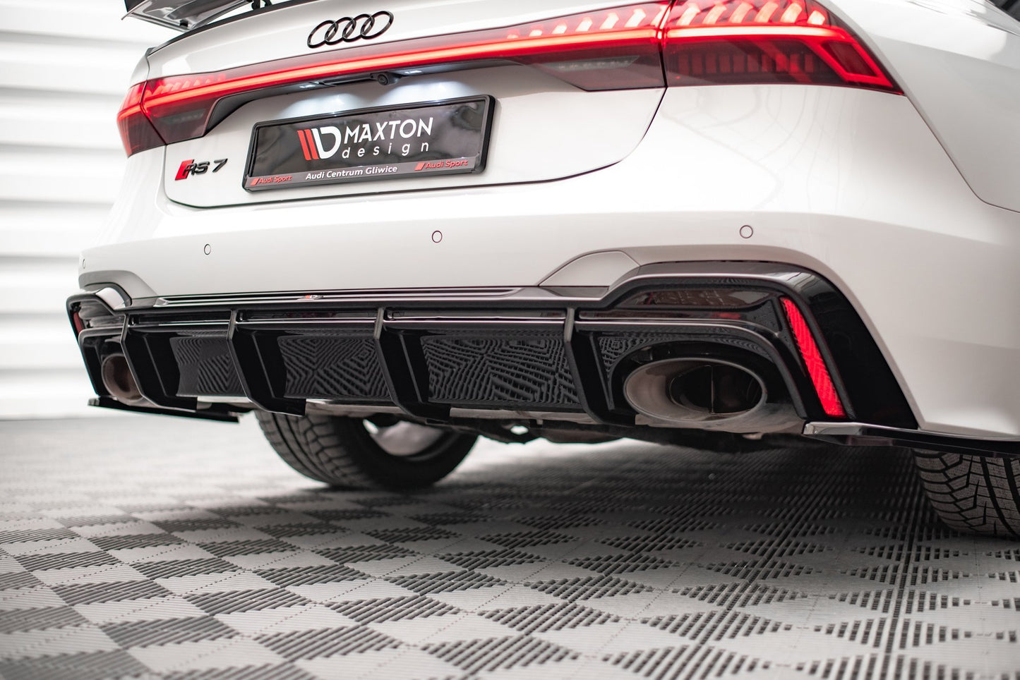 Diffusor Heck Ansatz für Audi RS6 C8 / RS7 C8 schwarz matt