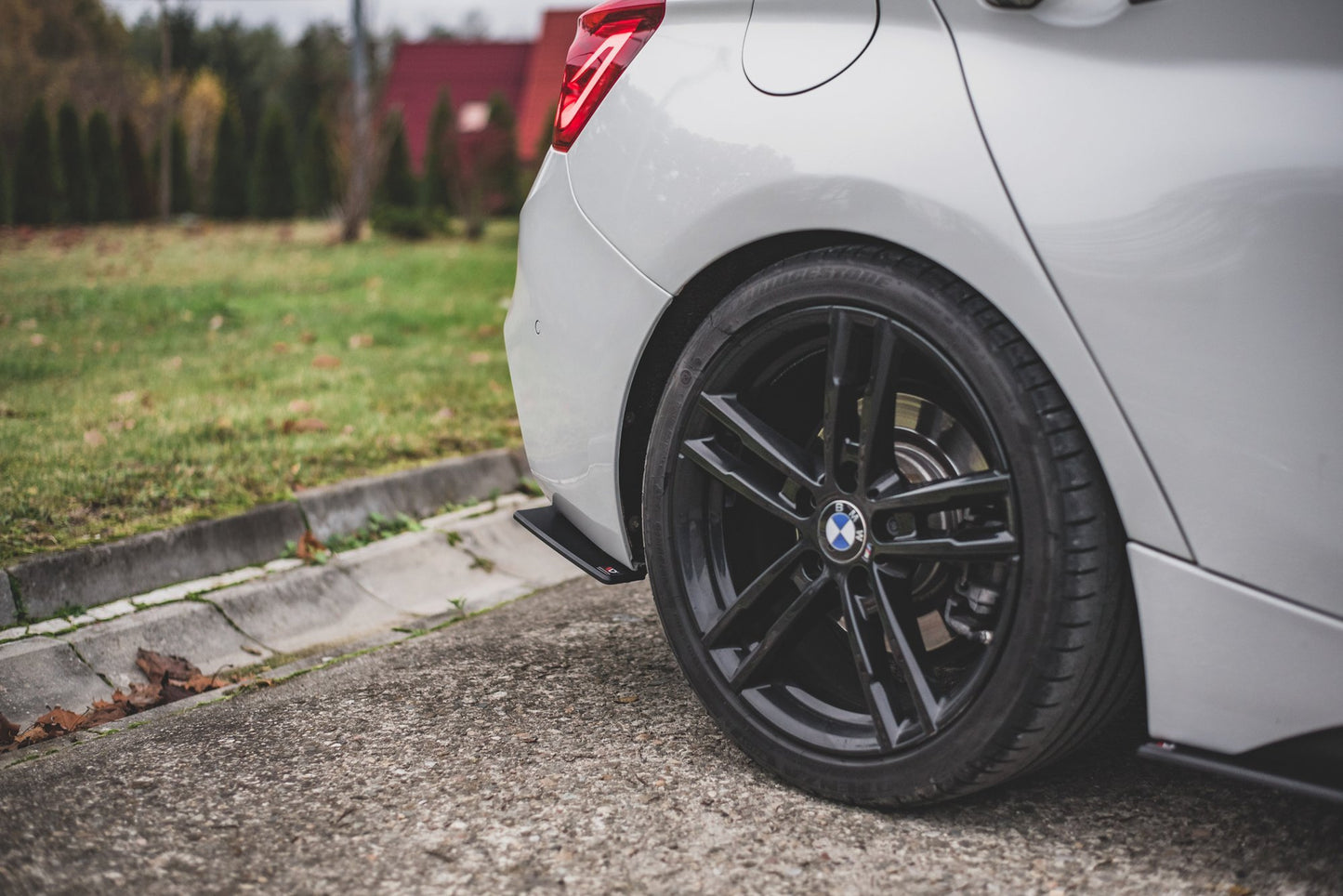 Robuste Racing Heck Ansatz Flaps Diffusor V.3 für BMW 1er F20 M140i