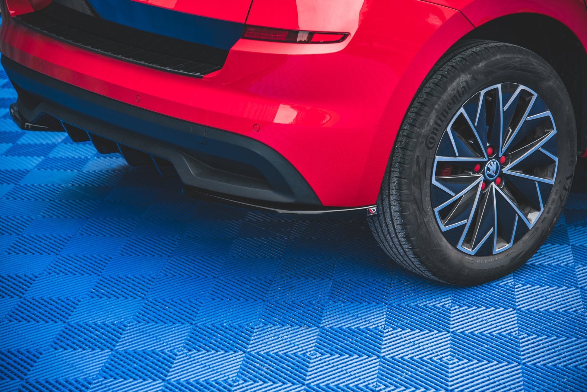 Heck Ansatz Flaps Diffusor für Skoda Kamiq schwarz matt