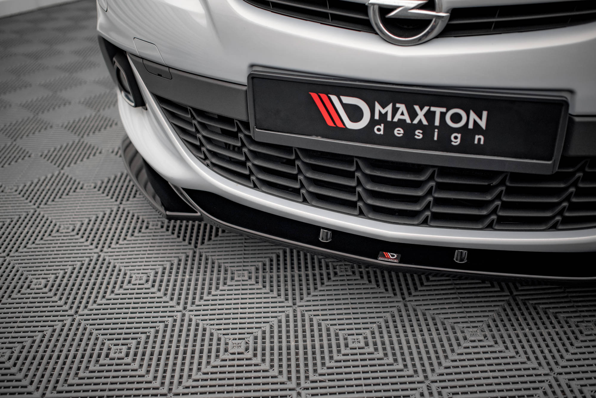 Front Ansatz V.1 für Opel Astra GTC OPC-Line J Carbon Look – Oldtimer Thimm