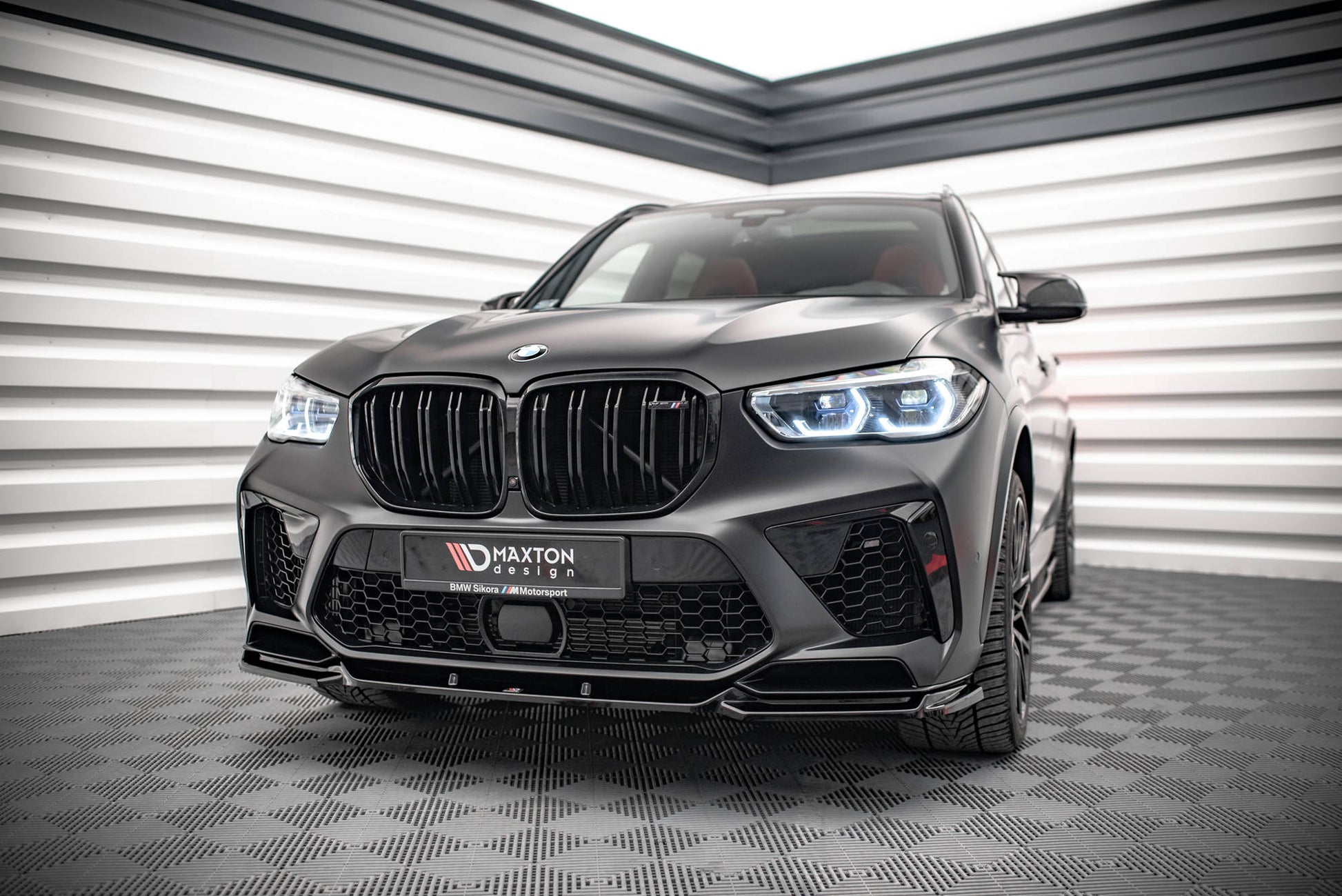 Front Ansatz V.2 für BMW  X5M F95 schwarz Hochglanz