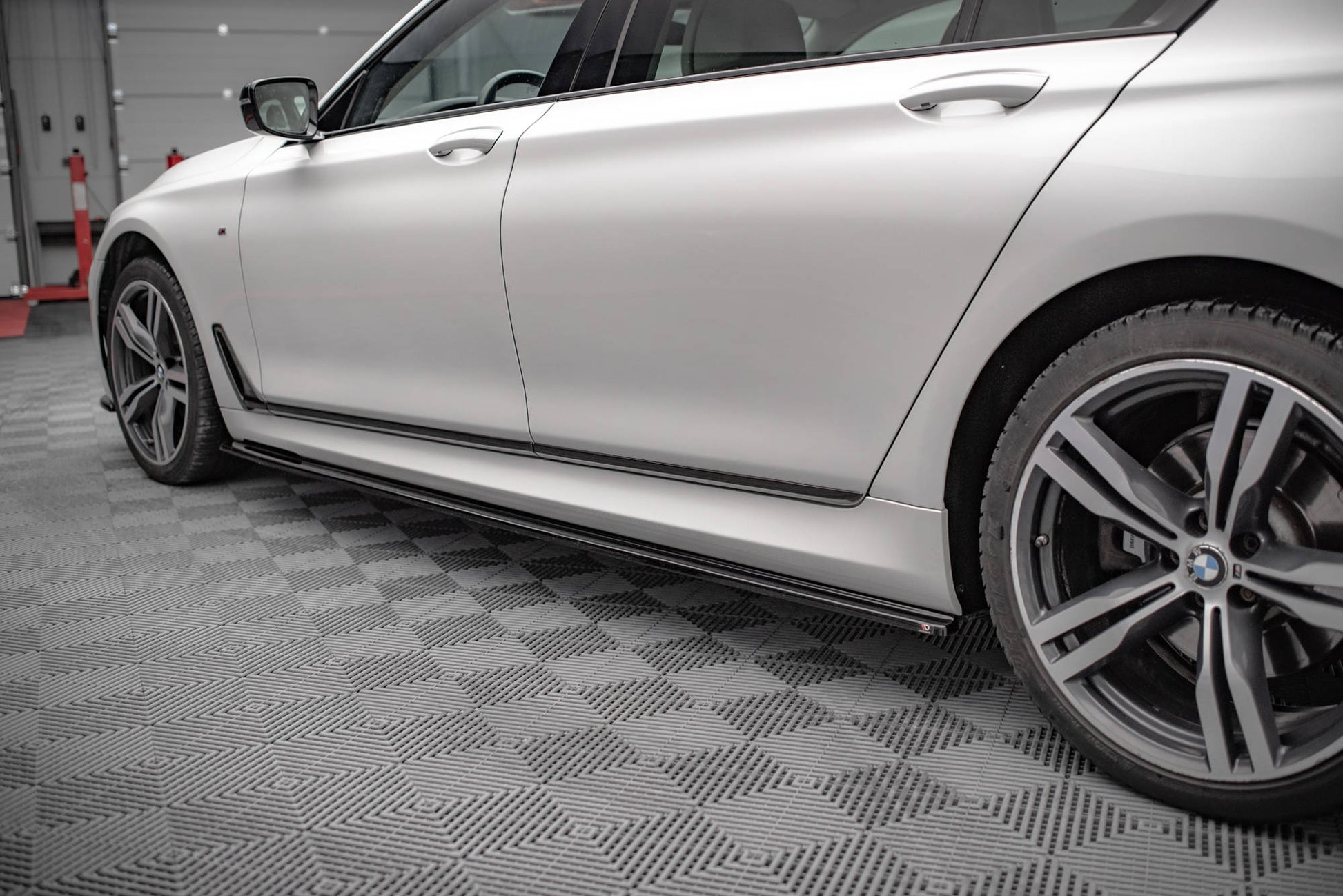 Seitenschweller Ansatz für BMW 7 Lang M-Paket G12 Carbon Look