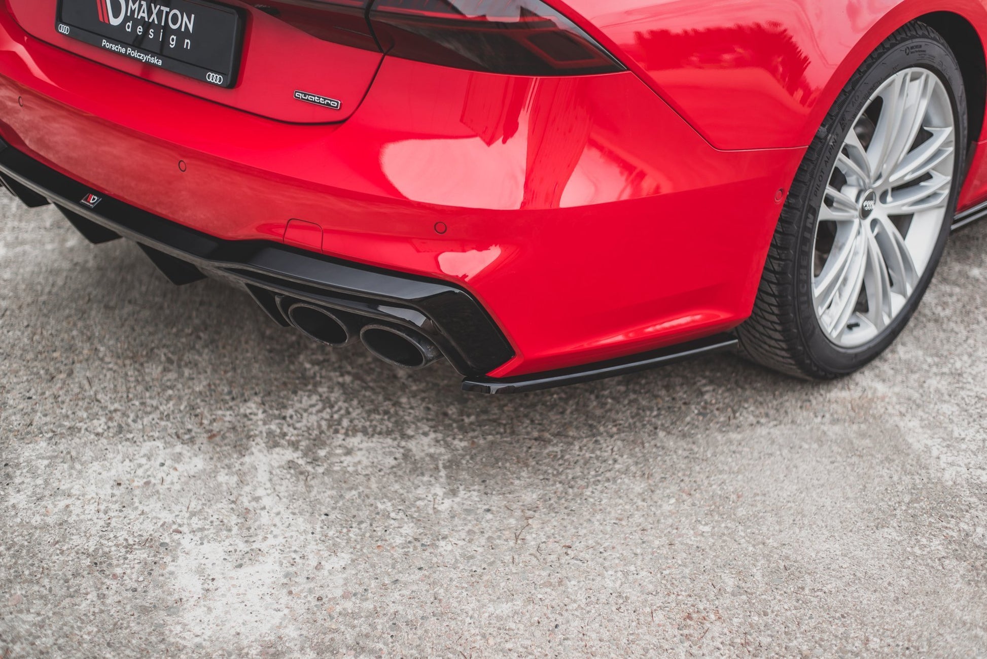 Heck Ansatz Flaps Diffusor für Audi S7 C8 Carbon Look
