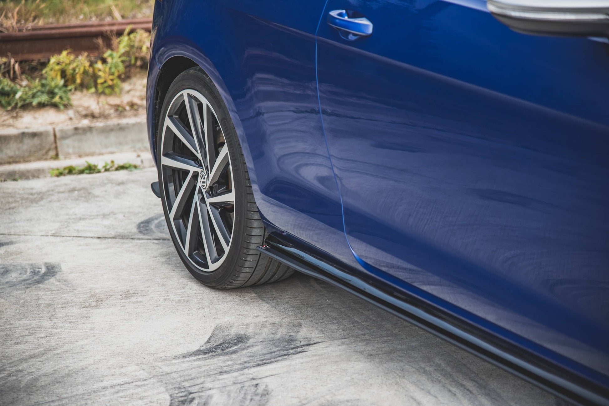 Robuste Racing Seitenschweller Ansatz für für VW Golf 7 R / R-Line Facelift