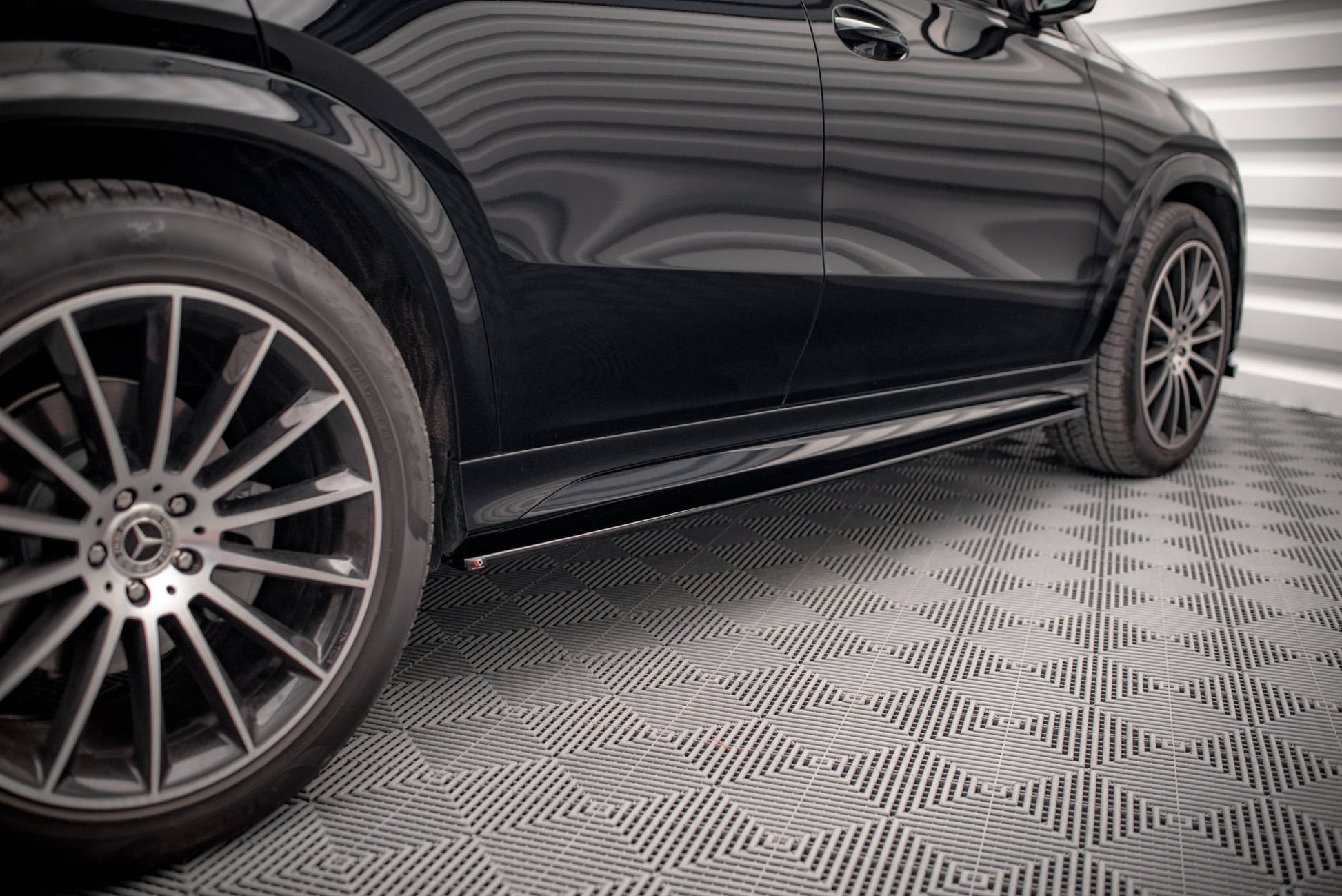 Seitenschweller Ansatz für Mercedes-Benz GLE Coupe AMG-Line C167 schwarz Hochglanz