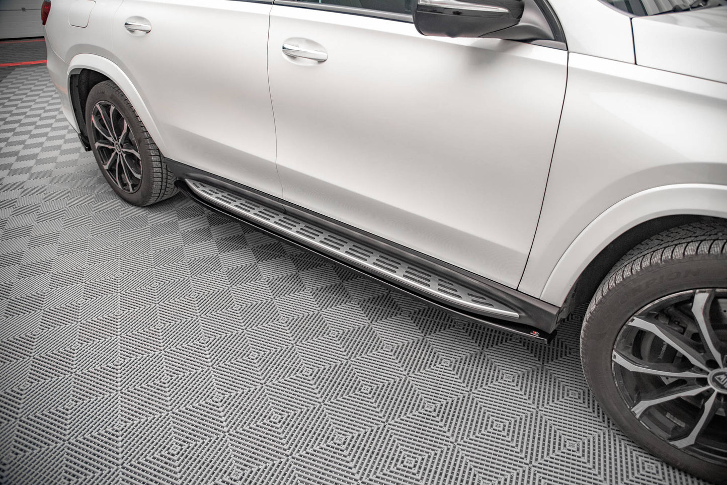 Seitenschweller Ansatz für Mercedes-Benz GLS AMG-Line X167 schwarz matt