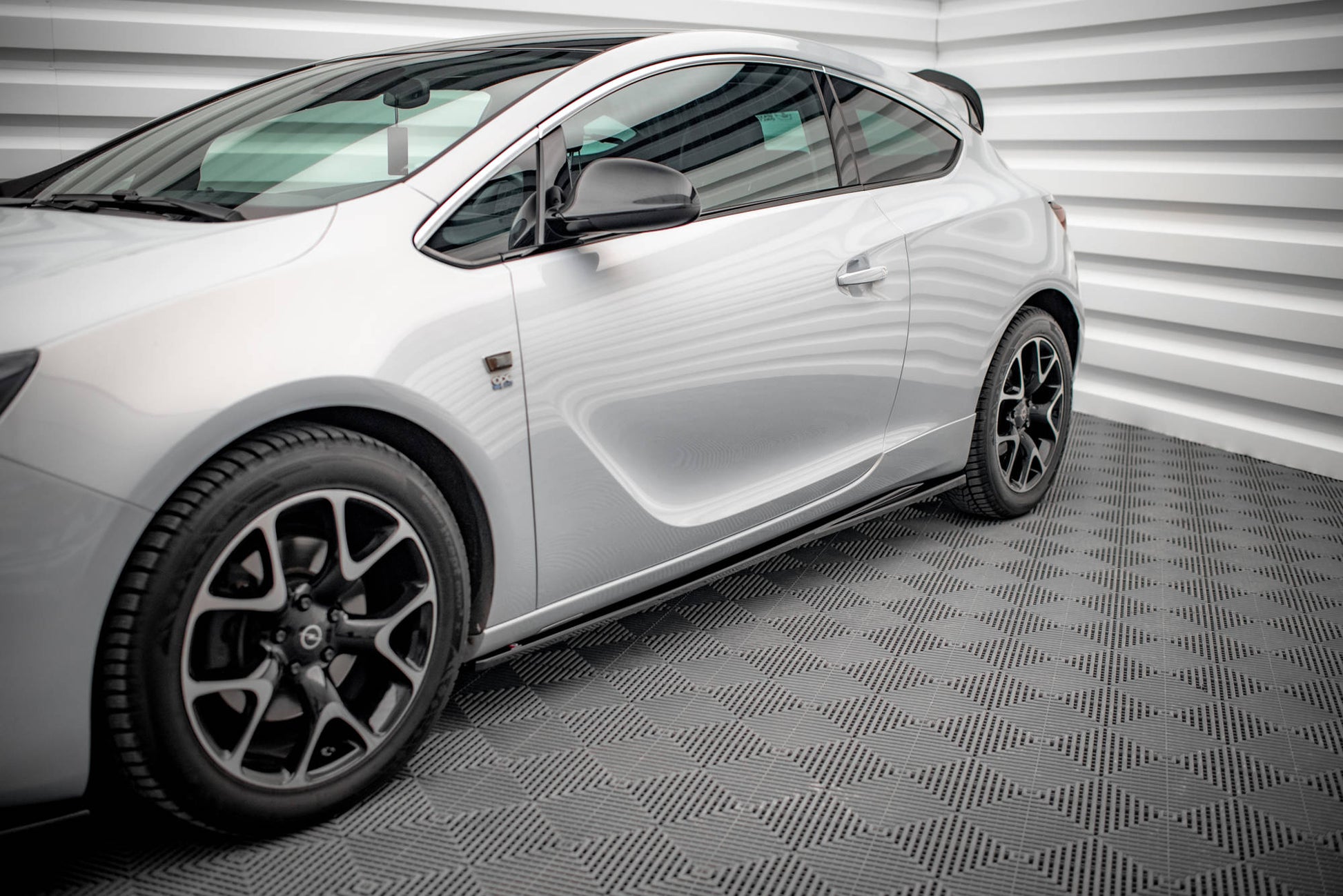 Seitenschweller Ansatz für Opel Astra GTC OPC-Line J schwarz matt