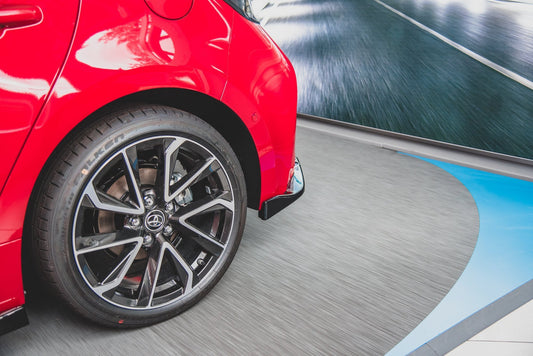 Heck Ansatz Flaps Diffusor für Toyota Corolla XII Hatchback Carbon Look