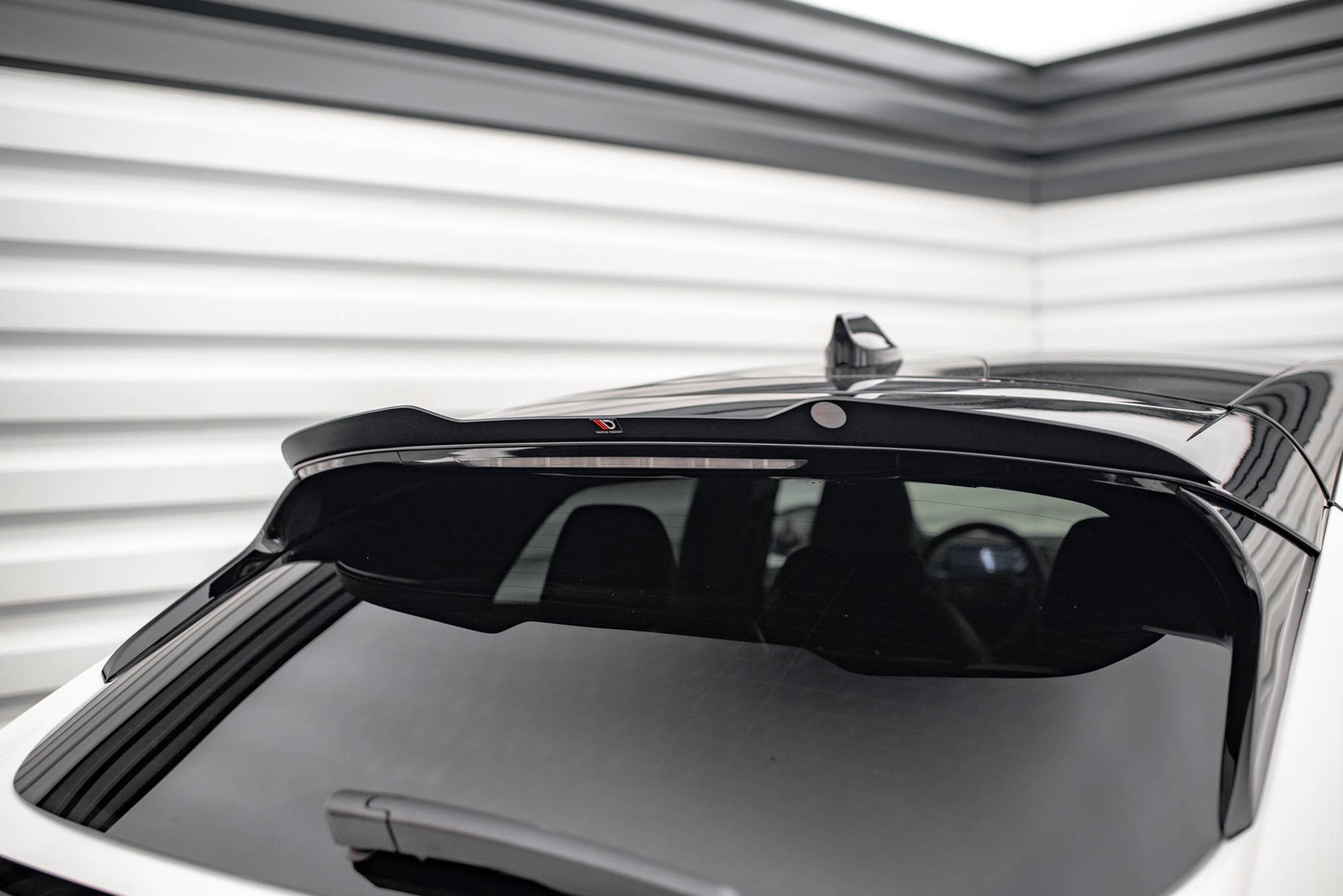 Höher Spoiler CAP für Ford Mustang Mach-E Mk1 Carbon Look