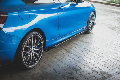 Side Flaps BMW 1er F21 M135i / M140i / M-Paket schwarz Hochglanz
