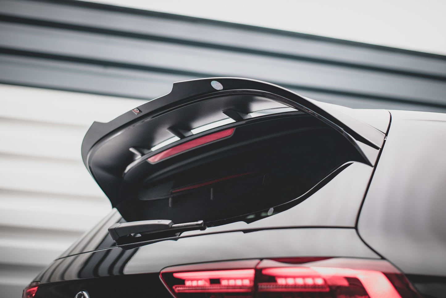 Spoiler CAP V.2 für Volkswagen Golf 8 R-Performance / GTI Clubsport Carbon Look