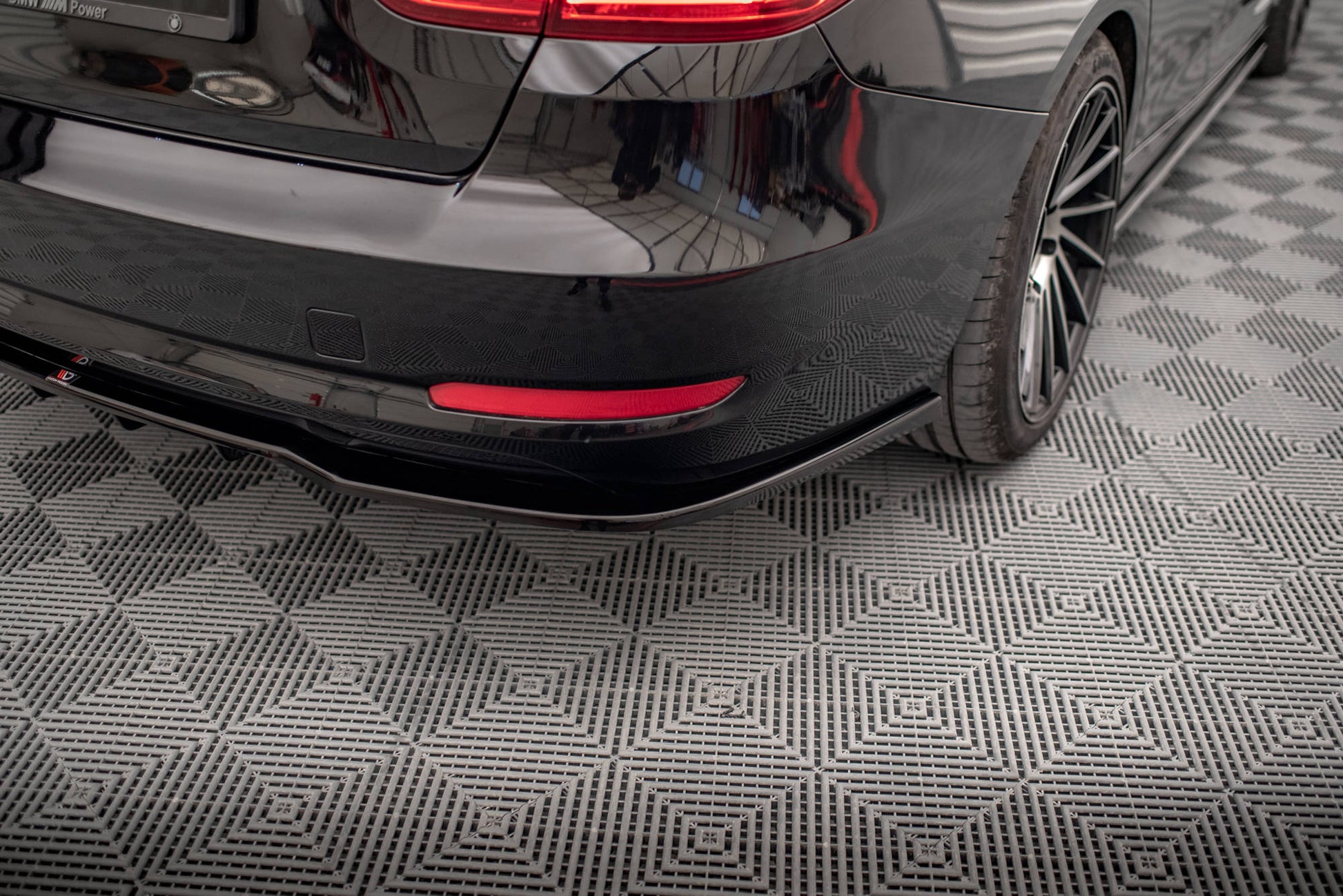 Mittlerer Diffusor Heck Ansatz DTM Look für BMW 3er GT F34 schwarz matt