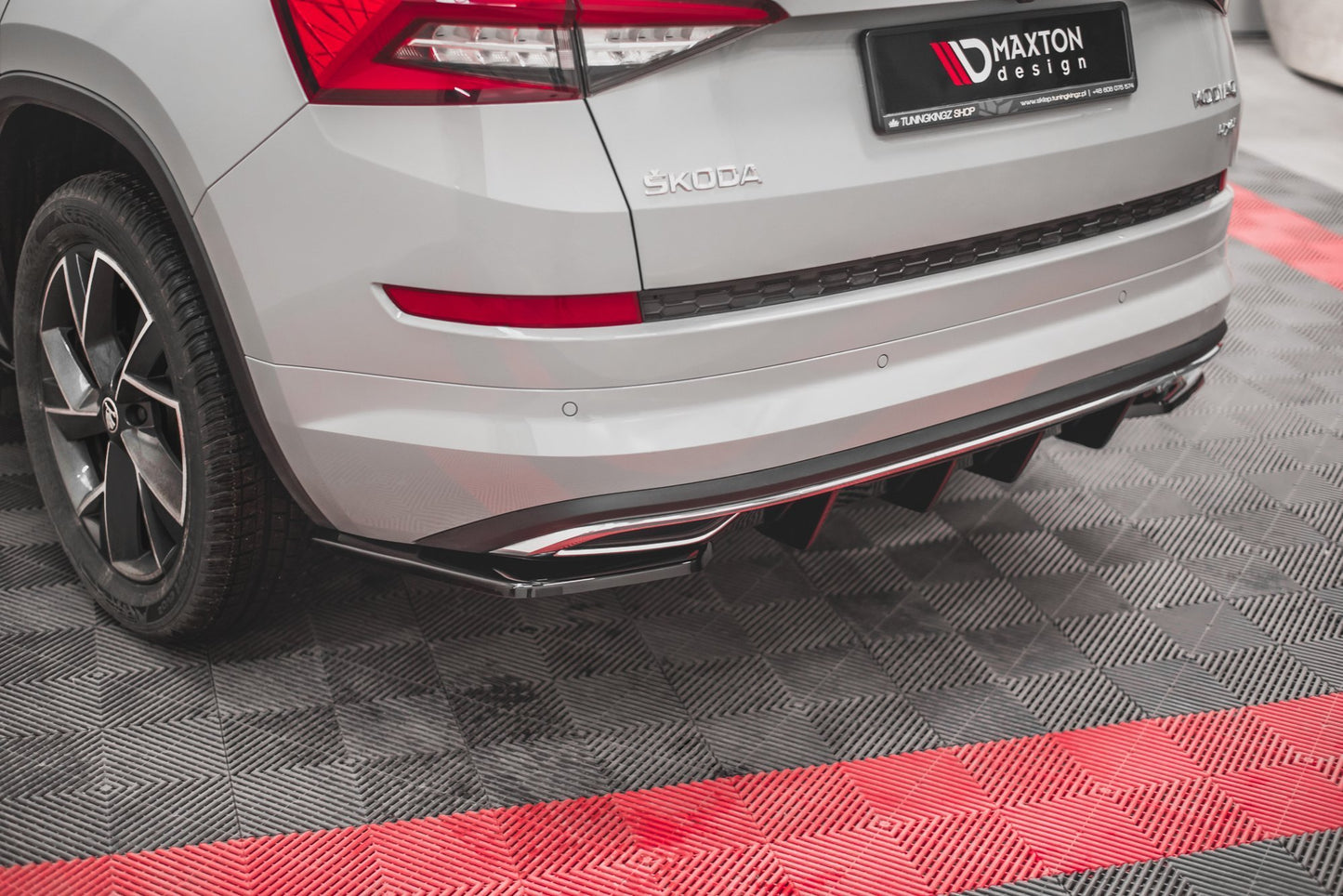 Diffusor Heck Ansatz für Skoda Kodiaq Mk1 Sportline schwarz matt