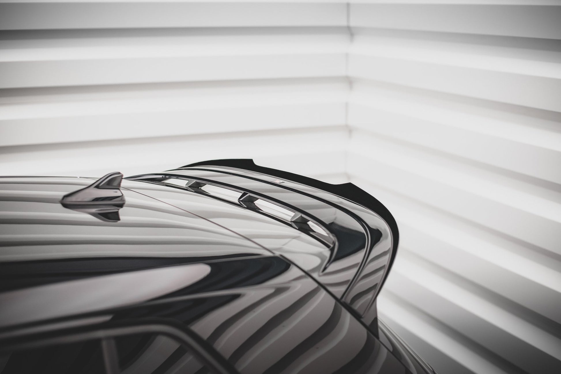 Spoiler CAP V.2 für Volkswagen Golf 8 R-Performance / GTI Clubsport Carbon Look