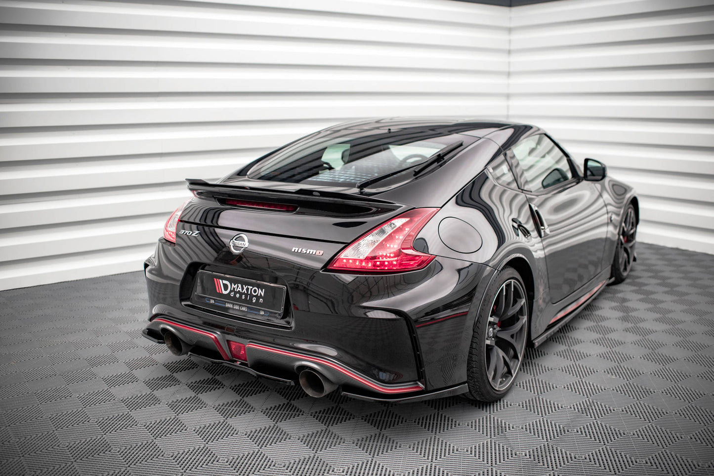 Mittlerer Diffusor Heck Ansatz für Nissan 370Z Nismo Facelift schwarz Hochglanz