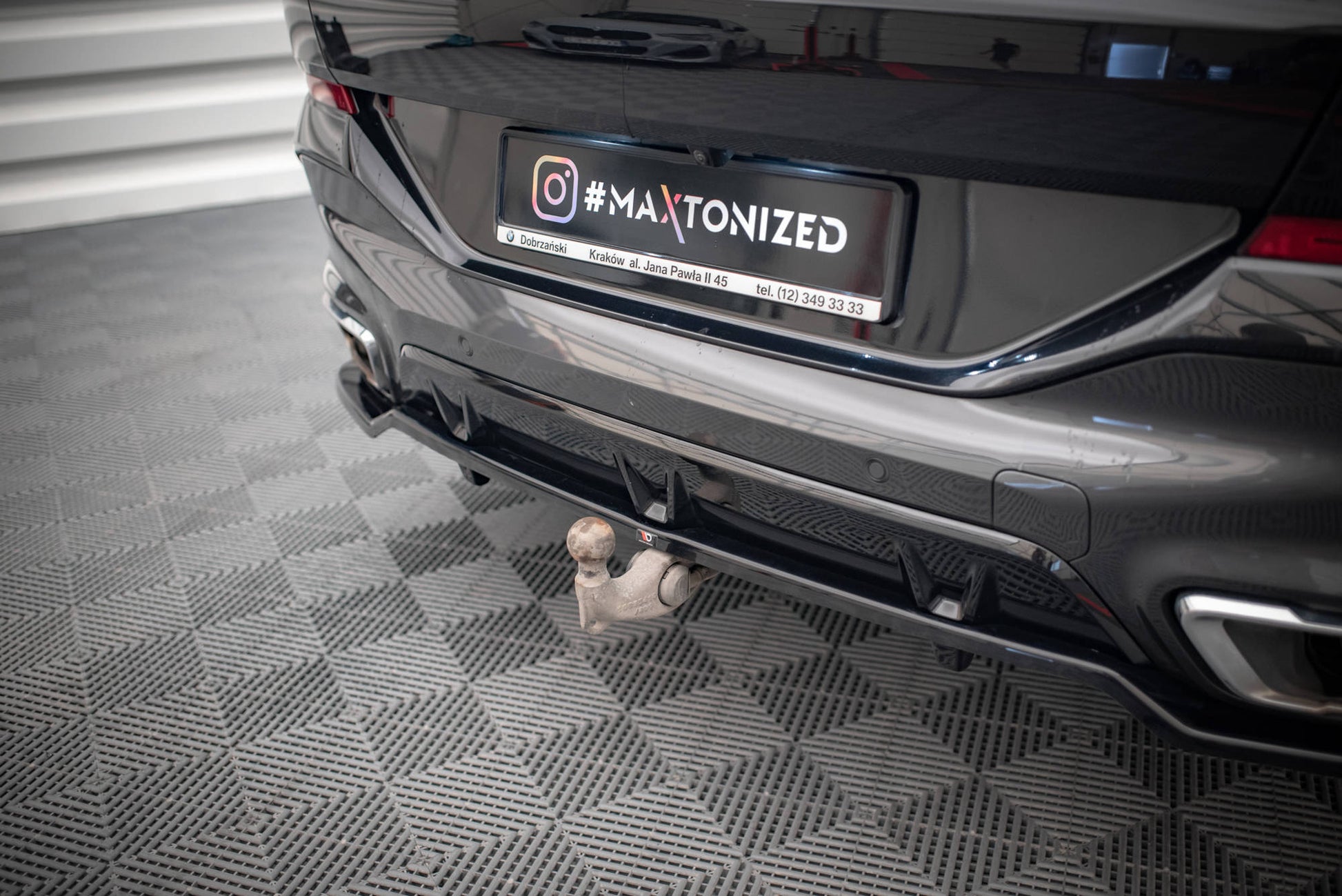Mittlerer Diffusor Heck Ansatz DTM Look für V.3 BMW X6 M-Paket G06 schwarz Hochglanz
