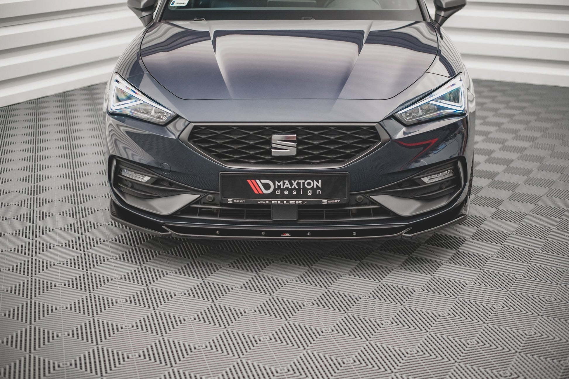 Front Ansatz V.2 für Seat Leon FR Mk4 schwarz matt