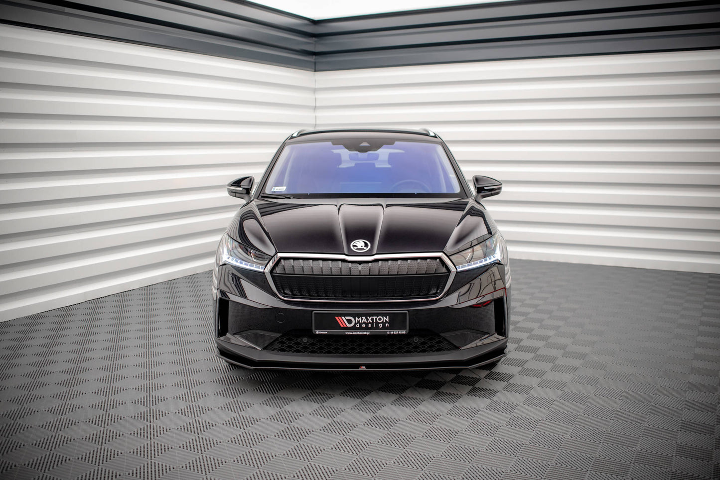 Front Ansatz V.1 für Skoda Enyaq iV schwarz matt