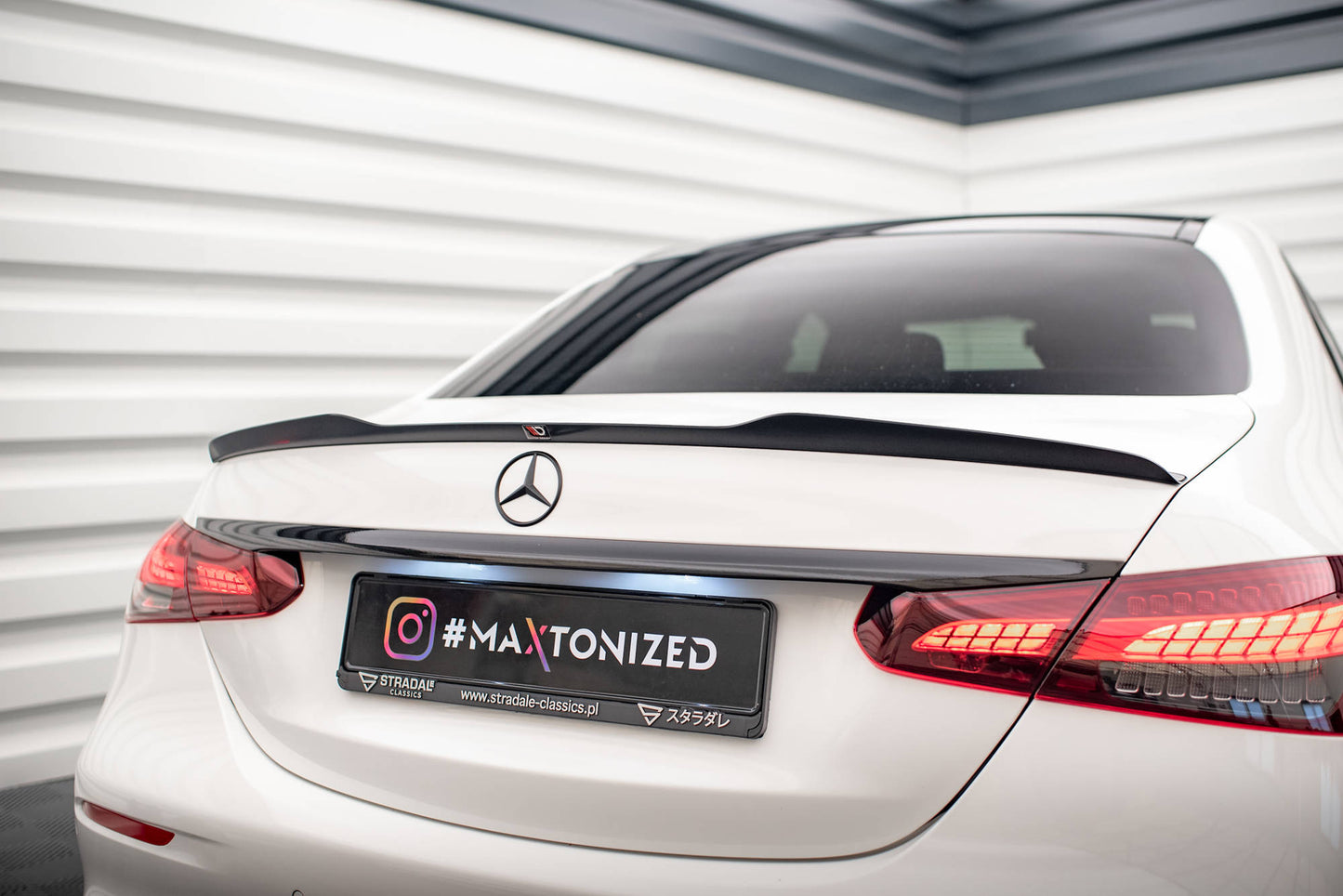 Spoiler CAP für Mercedes-Benz E Limousine AMG-Line W213 Facelift Carbon Look