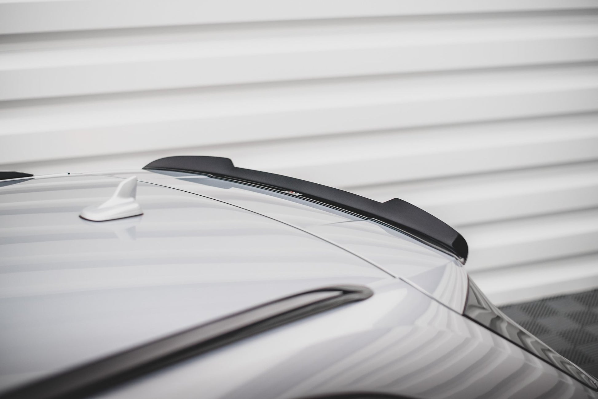 Spoiler CAP V.2 für Audi S4 / A4 S-Line Avant B9  schwarz matt