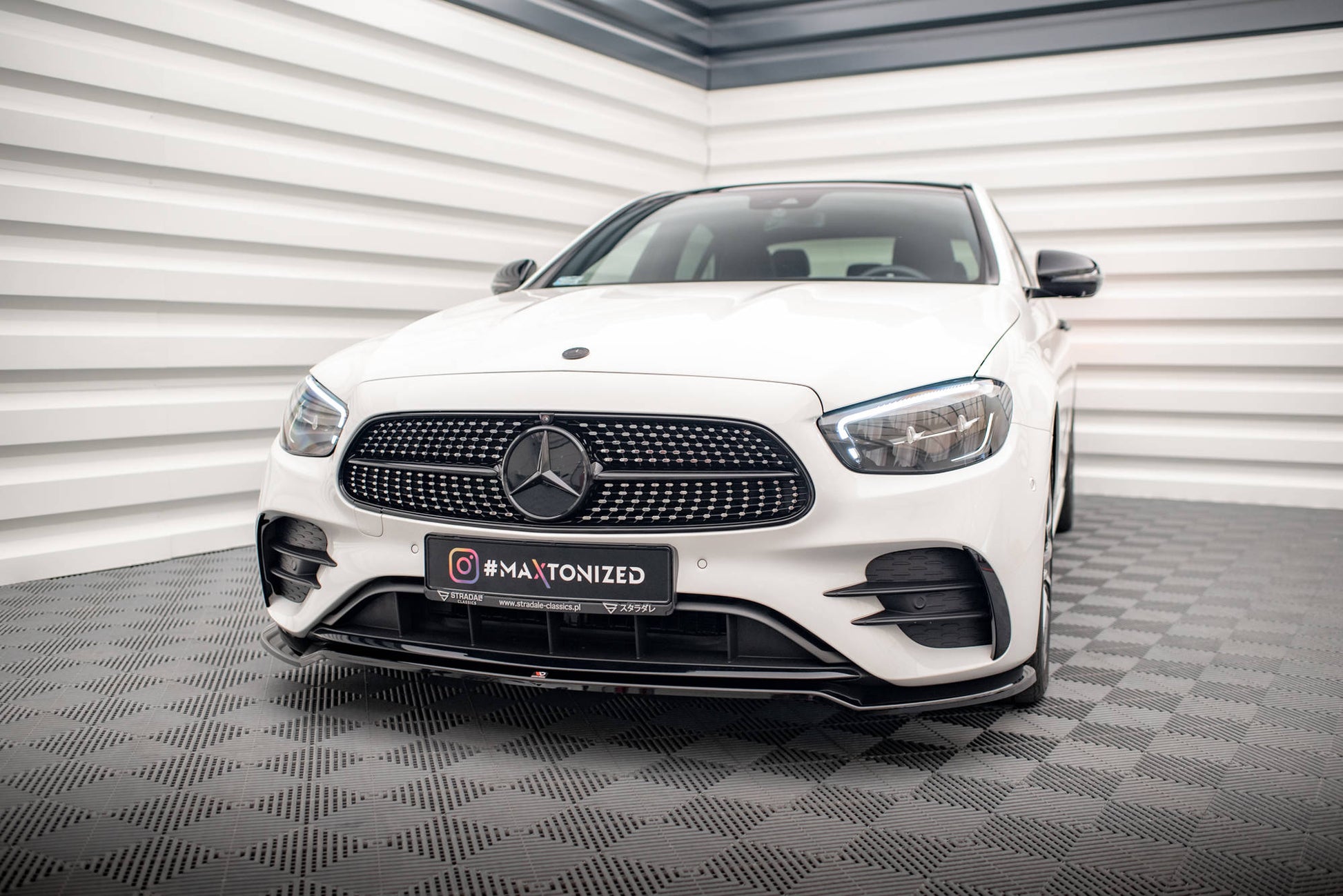 Front Ansatz V.1 für Mercedes-Benz E AMG-Line W213 Facelift schwarz matt
