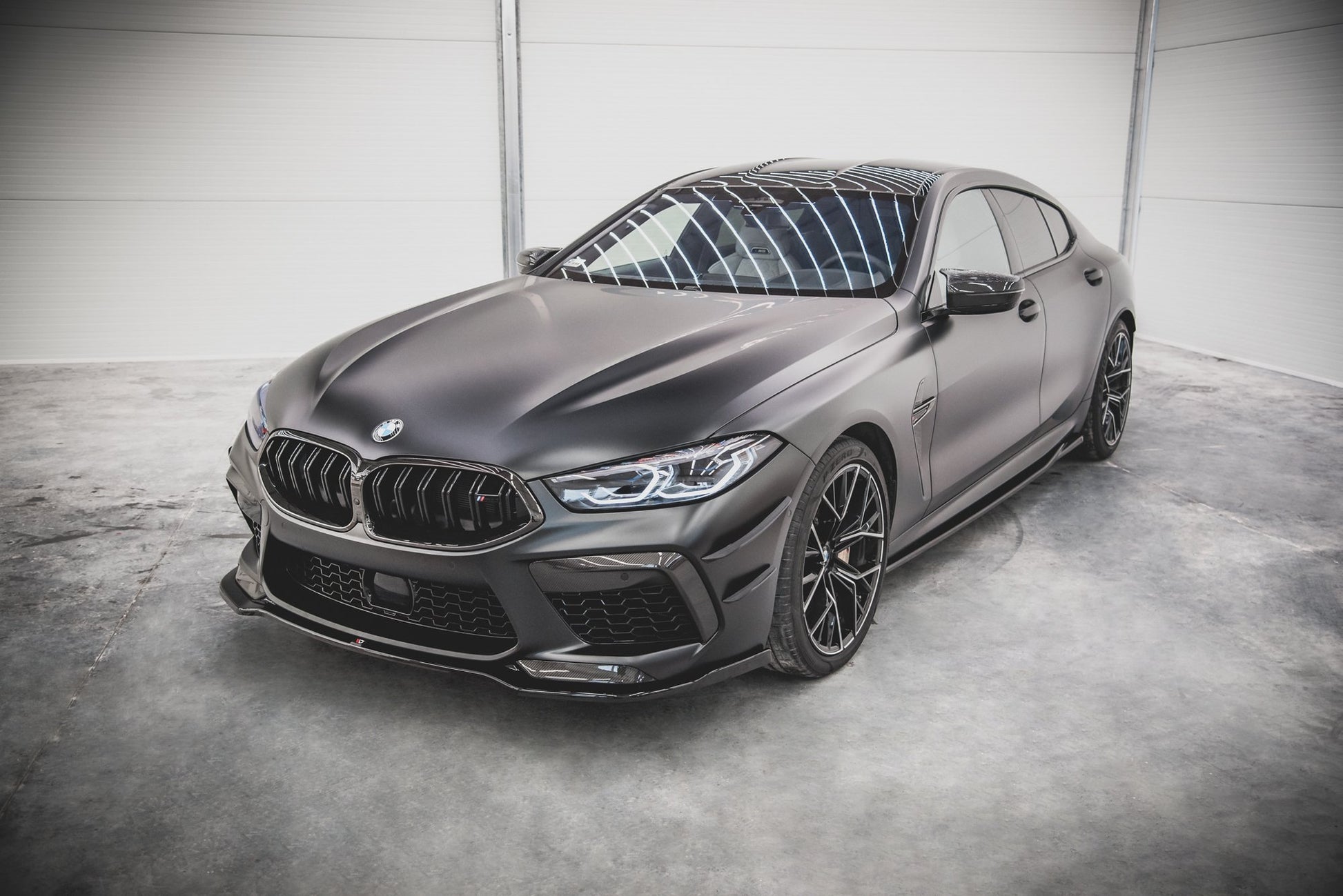 Front Ansatz V.2 für BMW M8 Gran Coupe F93 schwarz Hochglanz