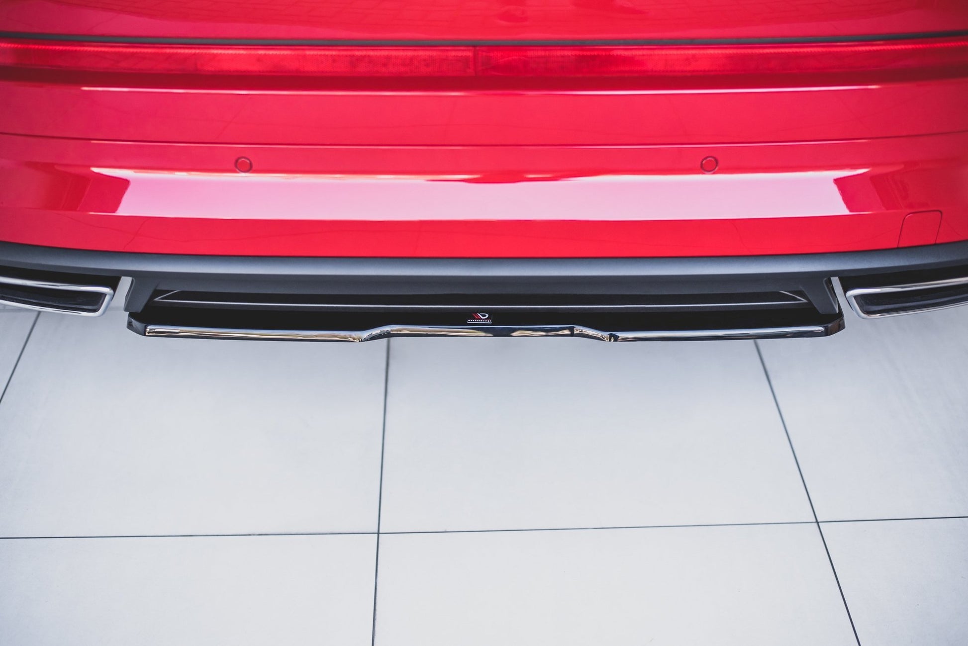 Mittlerer Diffusor Heck Ansatz für Skoda Kodiaq RS Carbon Look