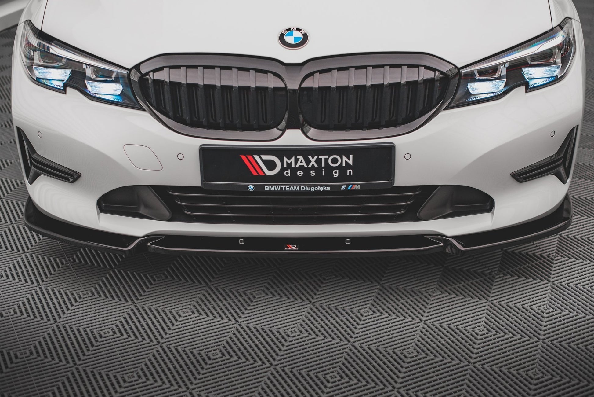 Front Ansatz V.1 für BMW 3er G20 / G21 schwarz Hochglanz