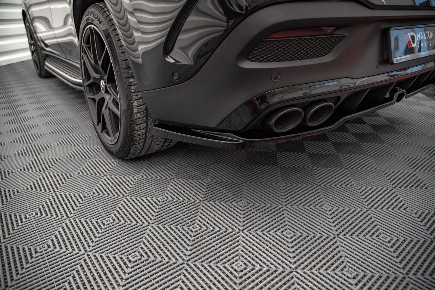 Mittlerer Diffusor Heck Ansatz DTM Look für Mercedes-AMG GLE Coupe C167 Carbon Look