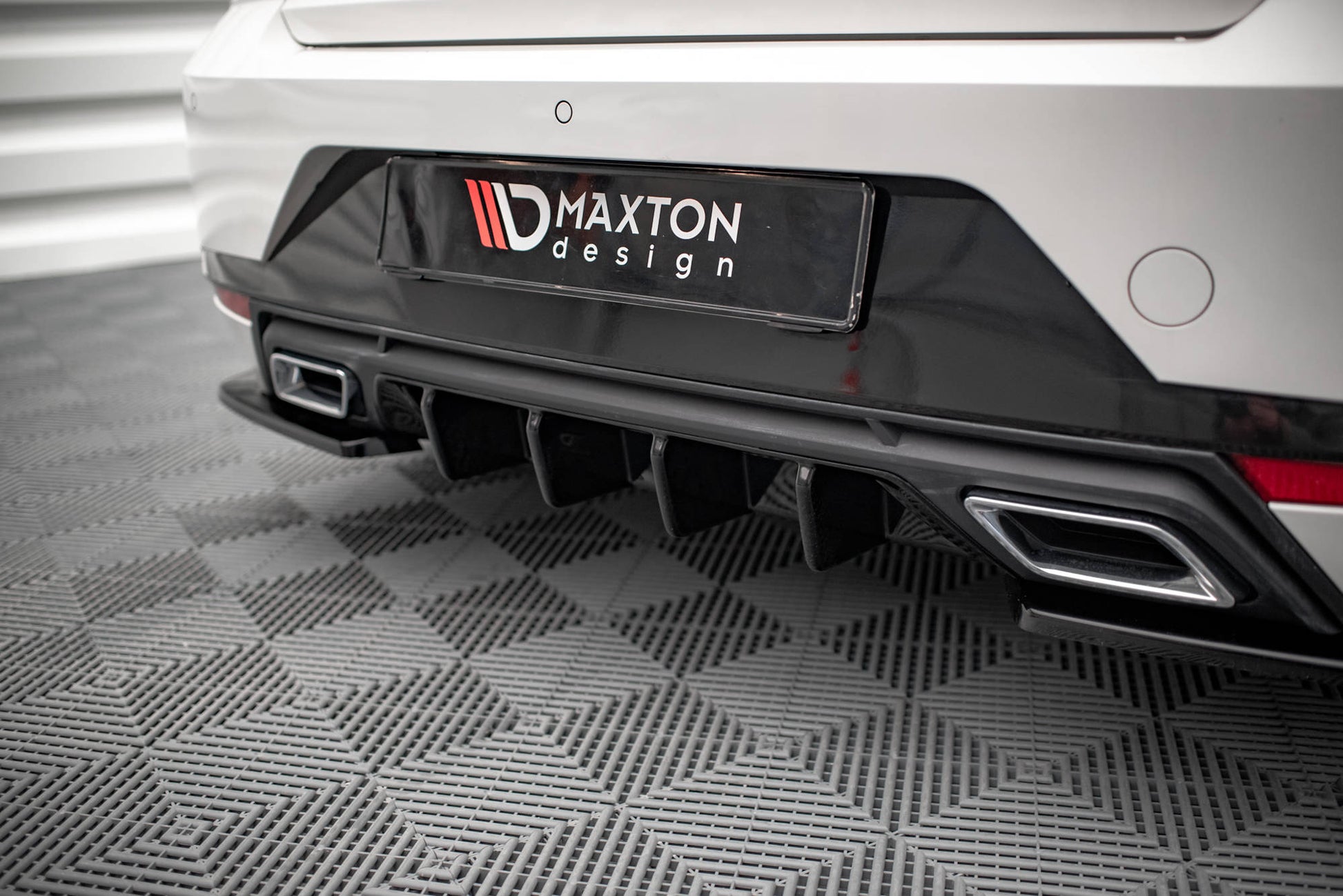 Diffusor Heck Ansatz für Seat Ibiza FR/ Standard Mk5 Carbon Look