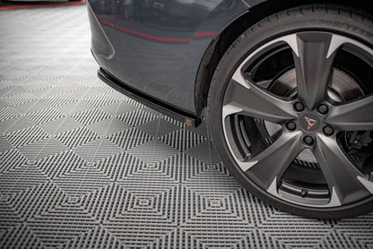 Heck Ansatz Flaps Diffusor für Cupra Leon ST schwarz matt