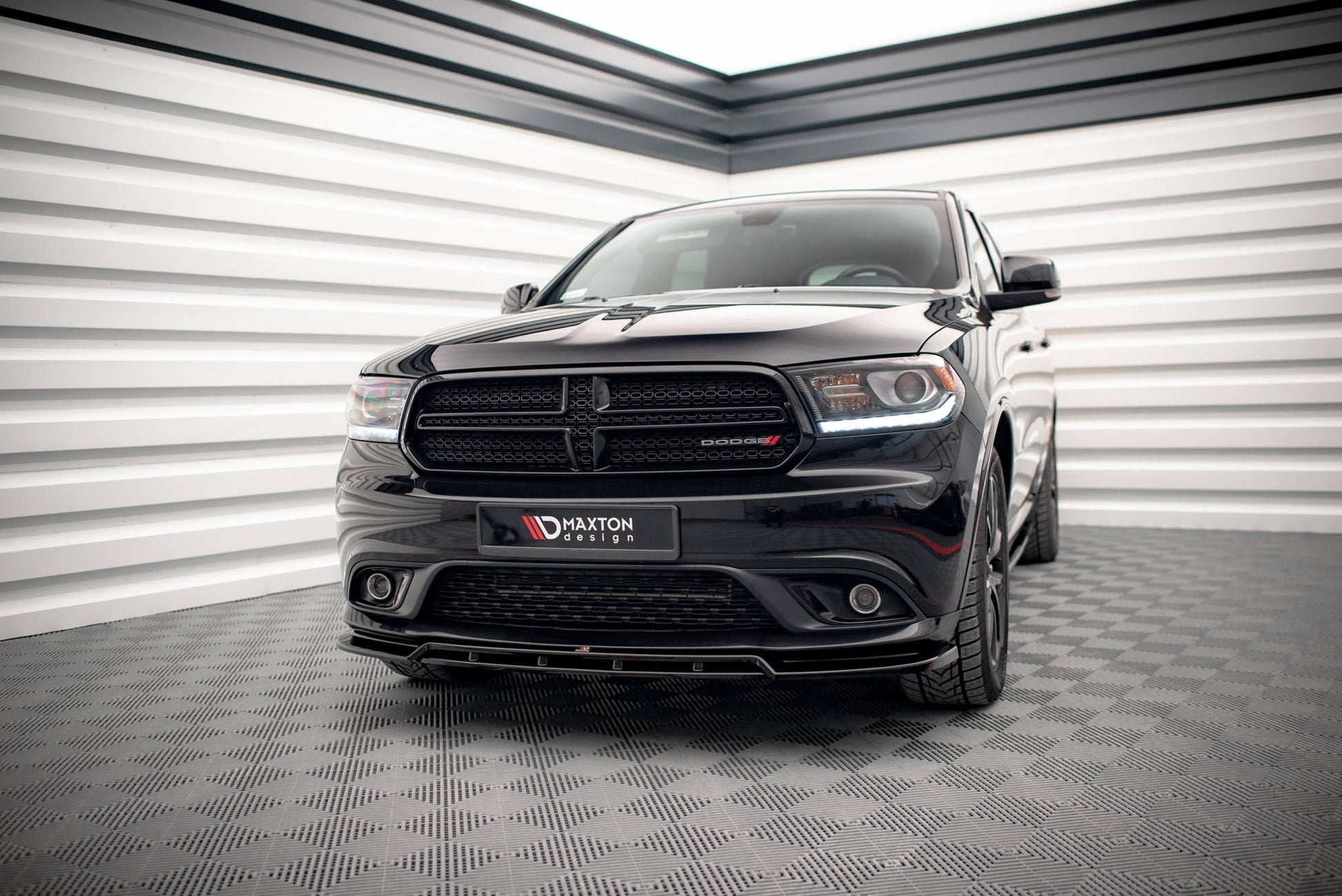 Front Ansatz für Dodge Durango RT Mk3 Carbon Look
