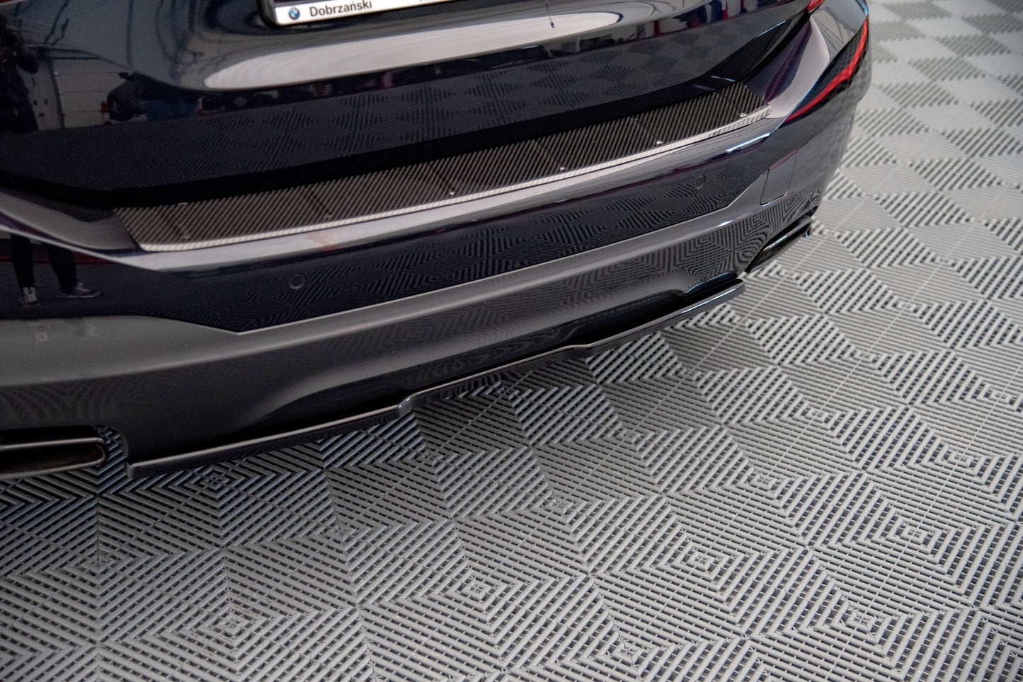Mittlerer Diffusor Heck Ansatz für BMW 6er GT G32 M-Paket schwarz Hochglanz