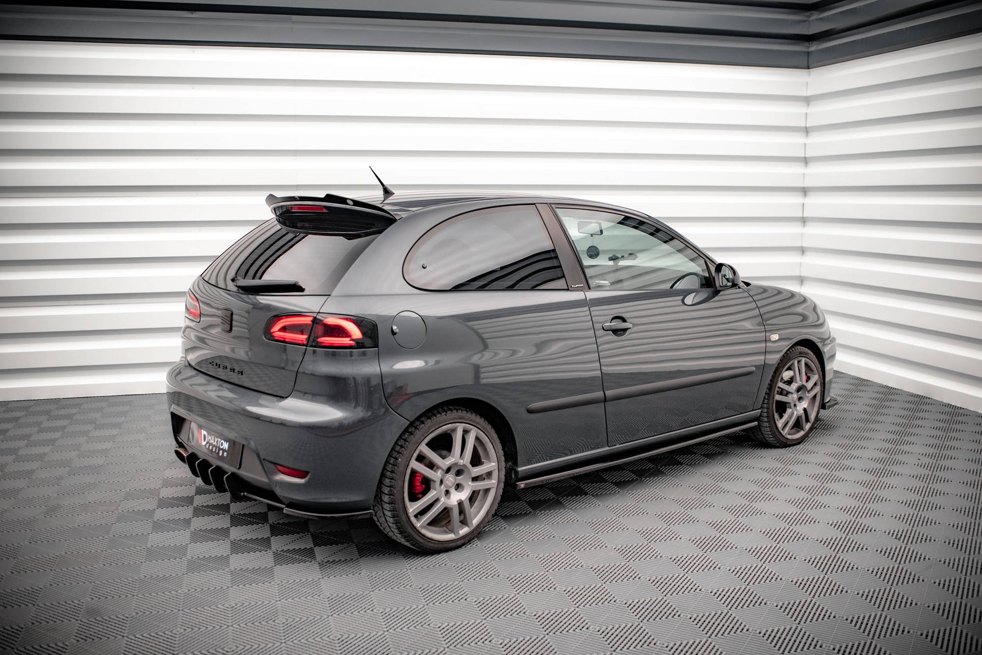 Seitenschweller Ansatz für Seat Ibiza Cupra Mk3 schwarz Hochglanz