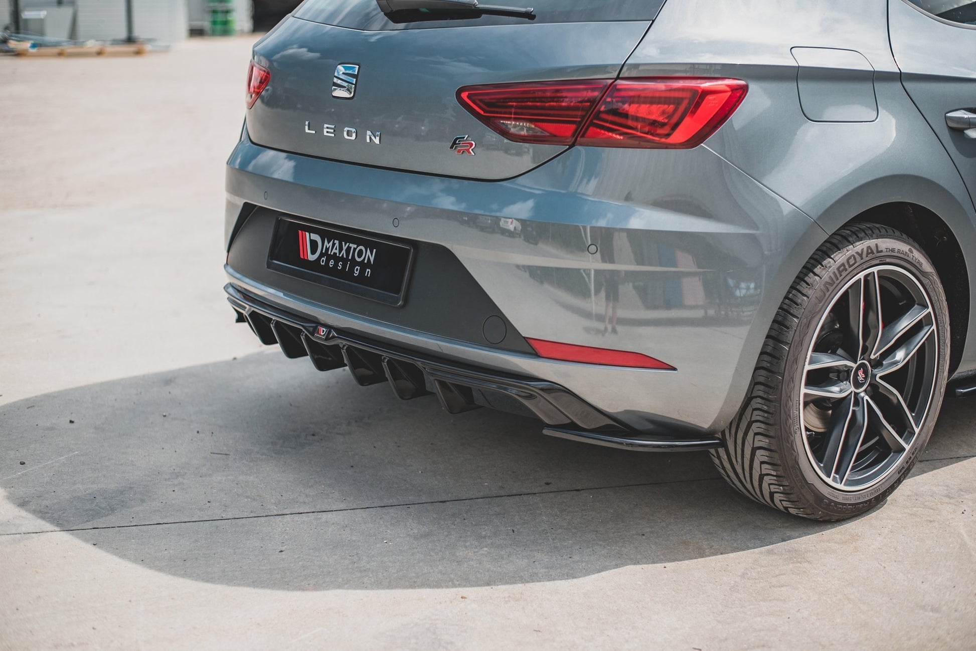 Heck Ansatz Flaps Diffusor für SEAT Leon Mk3 FR Facelift schwarz matt
