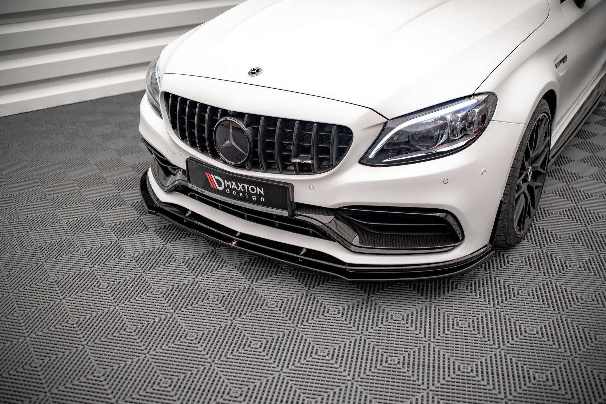 Front Ansatz V.1 für Mercedes-AMG C63 Coupe C205 Facelift schwarz Hochglanz