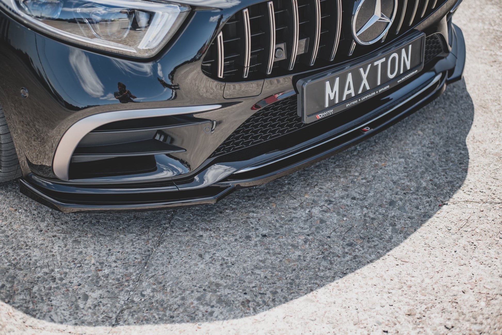 Front Ansatz V.1 für Mercedes-Benz CLS AMG-Line / 53AMG C257 schwarz Hochglanz