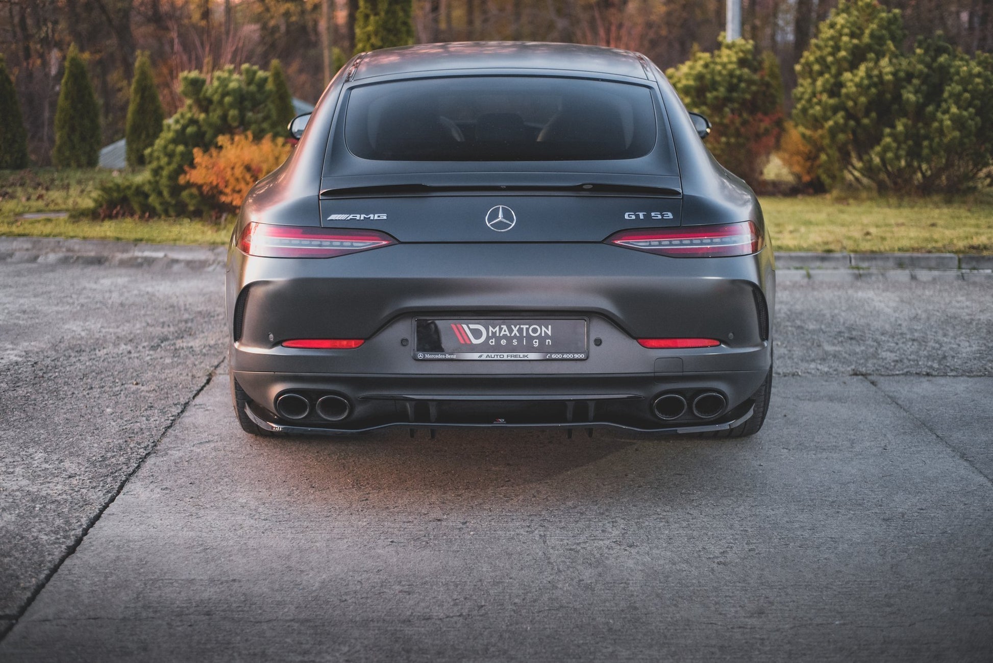 Mittlerer Diffusor Heck Ansatz DTM Look für Mercedes-AMG 53 4 Door Coupe schwarz Hochglanz