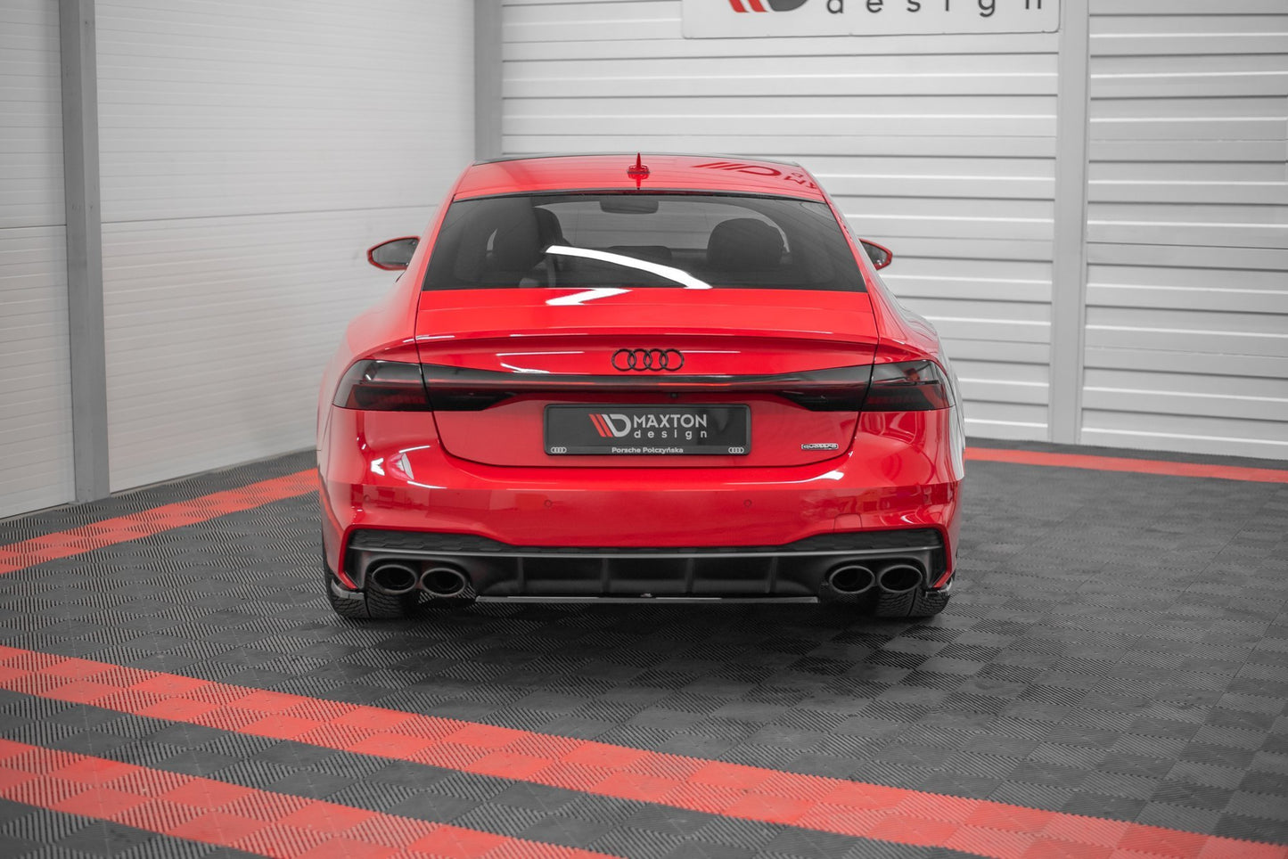 Mittlerer Diffusor Heck Ansatz für Audi S7 C8 schwarz Hochglanz
