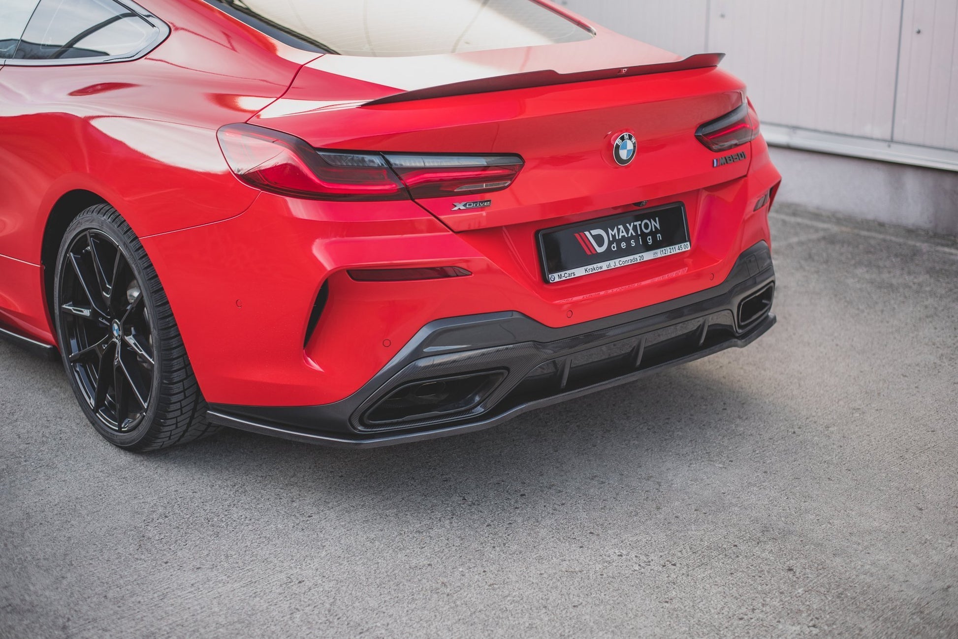 Mittlerer Diffusor Heck Ansatz für BMW 8 Coupe M-Paket G15 schwarz matt